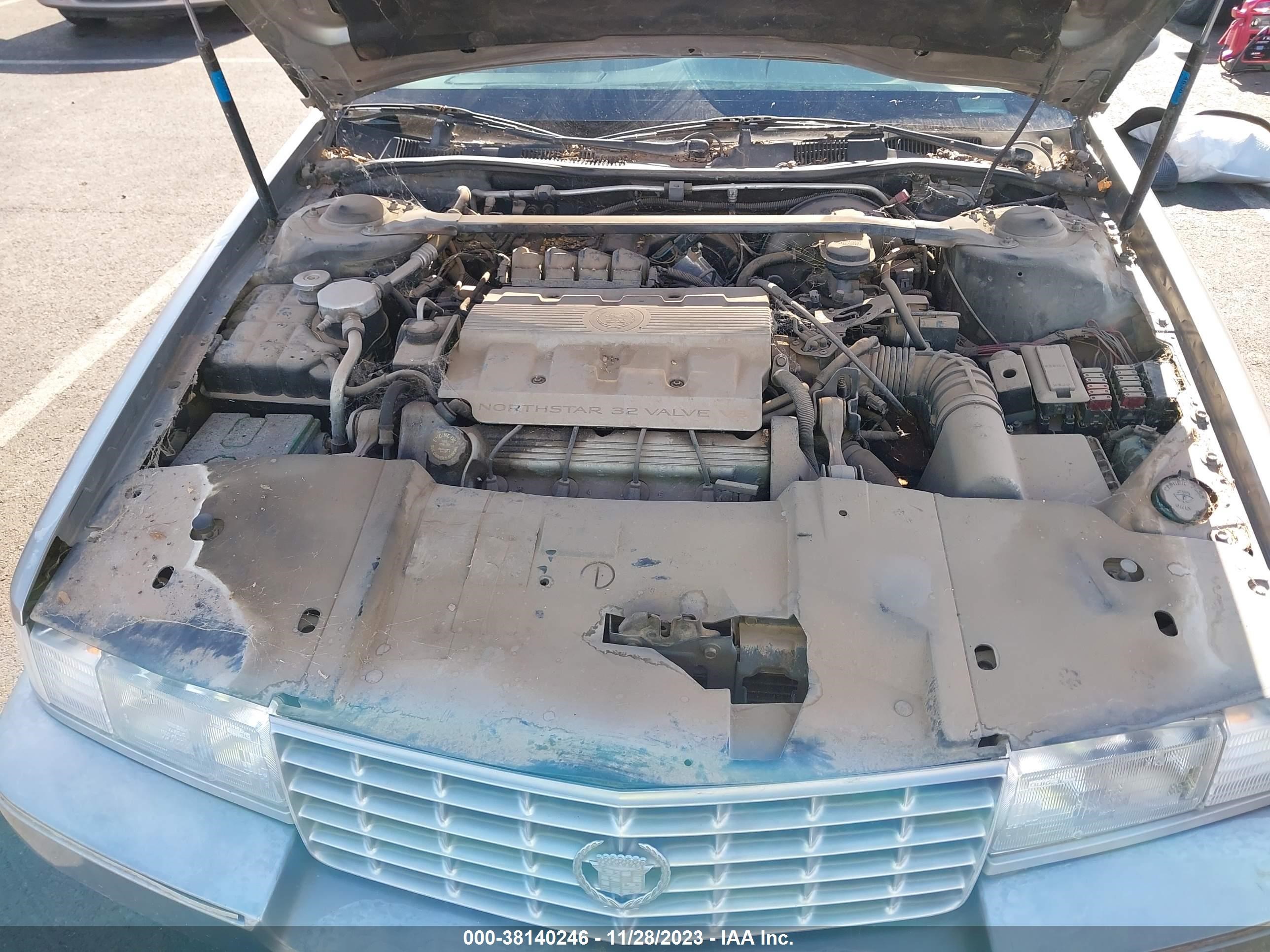 Photo 9 VIN: 1G6KY5297SU822674 - CADILLAC SEVILLE 