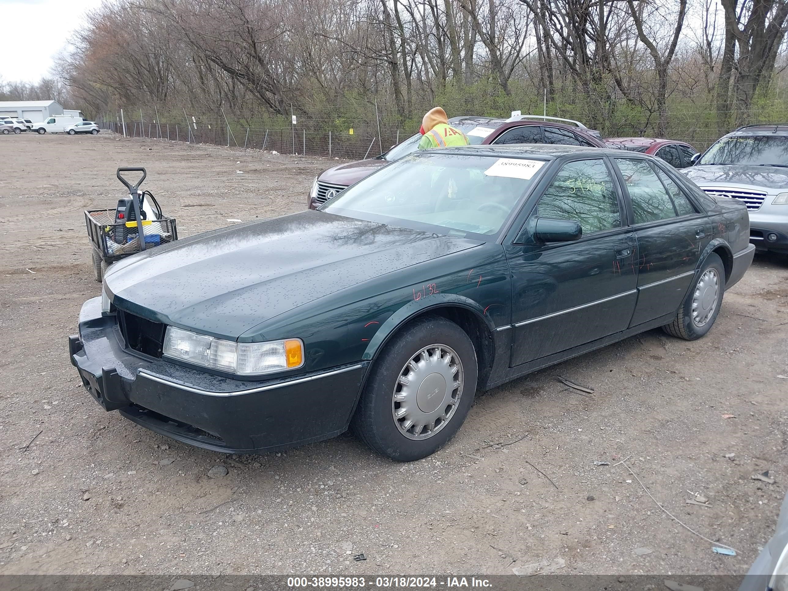 Photo 1 VIN: 1G6KY5299PU808637 - CADILLAC SEVILLE 