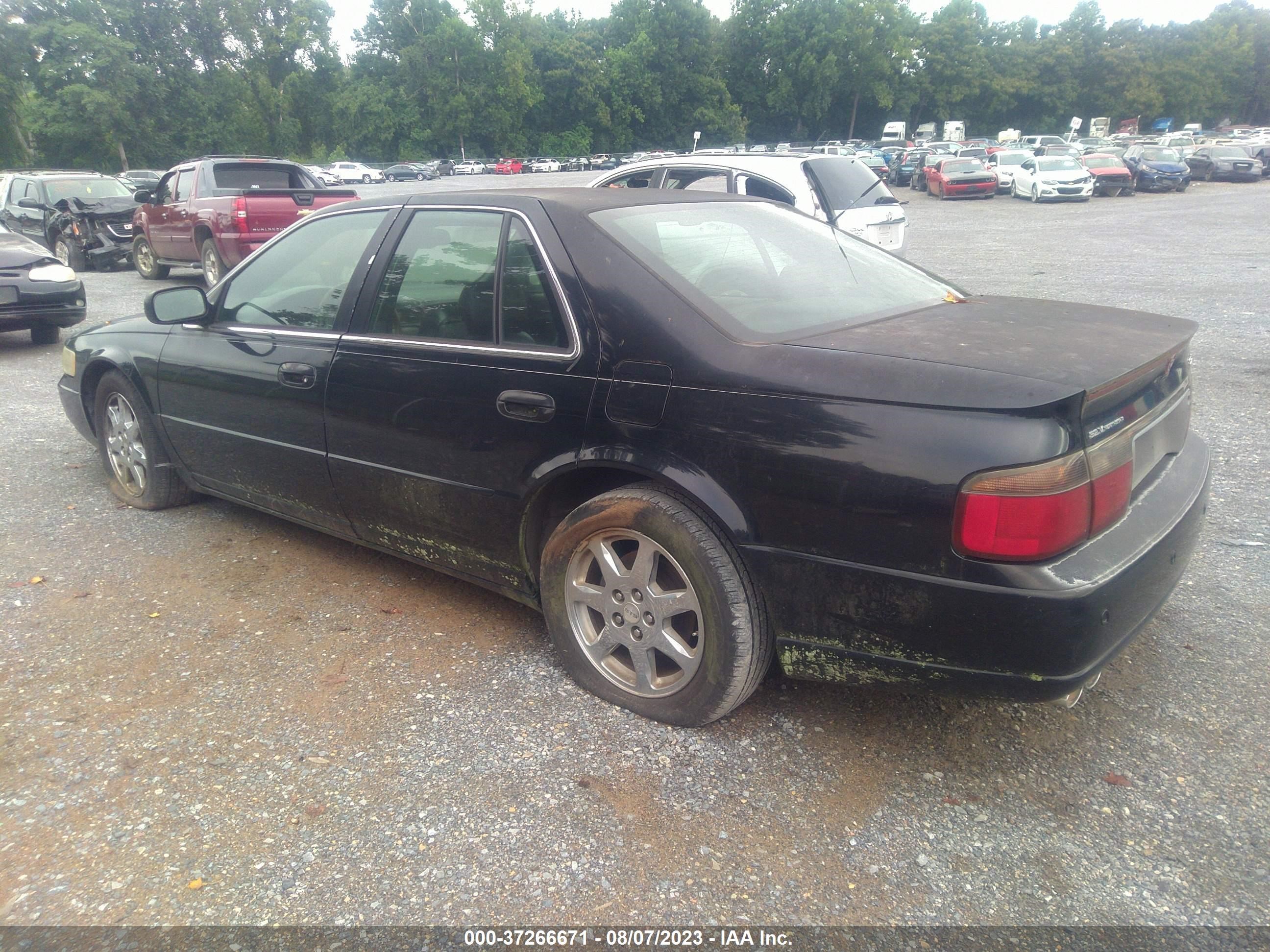 Photo 2 VIN: 1G6KY54903U250829 - CADILLAC SEVILLE 