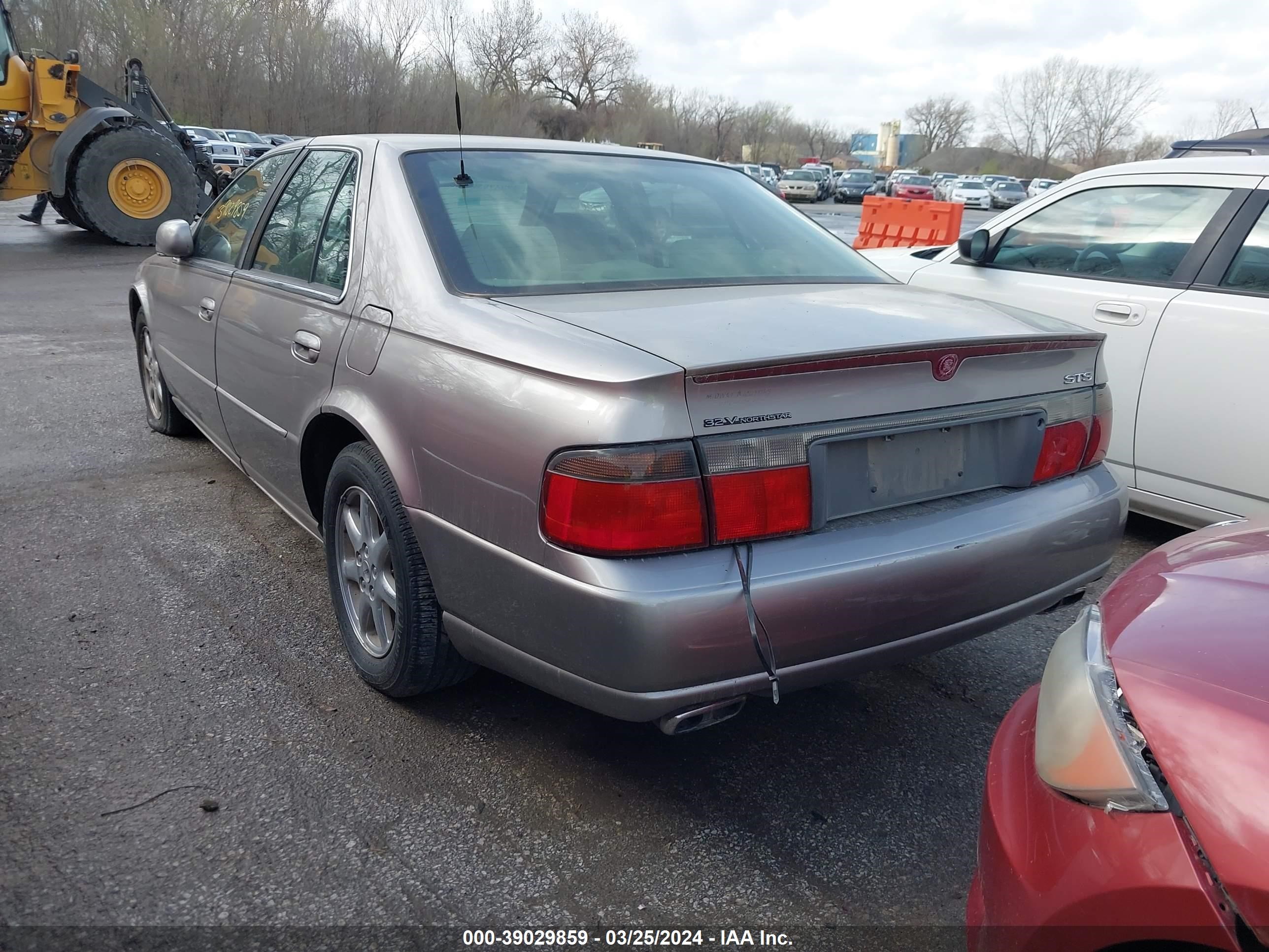 Photo 2 VIN: 1G6KY5491XU900760 - CADILLAC SEVILLE 