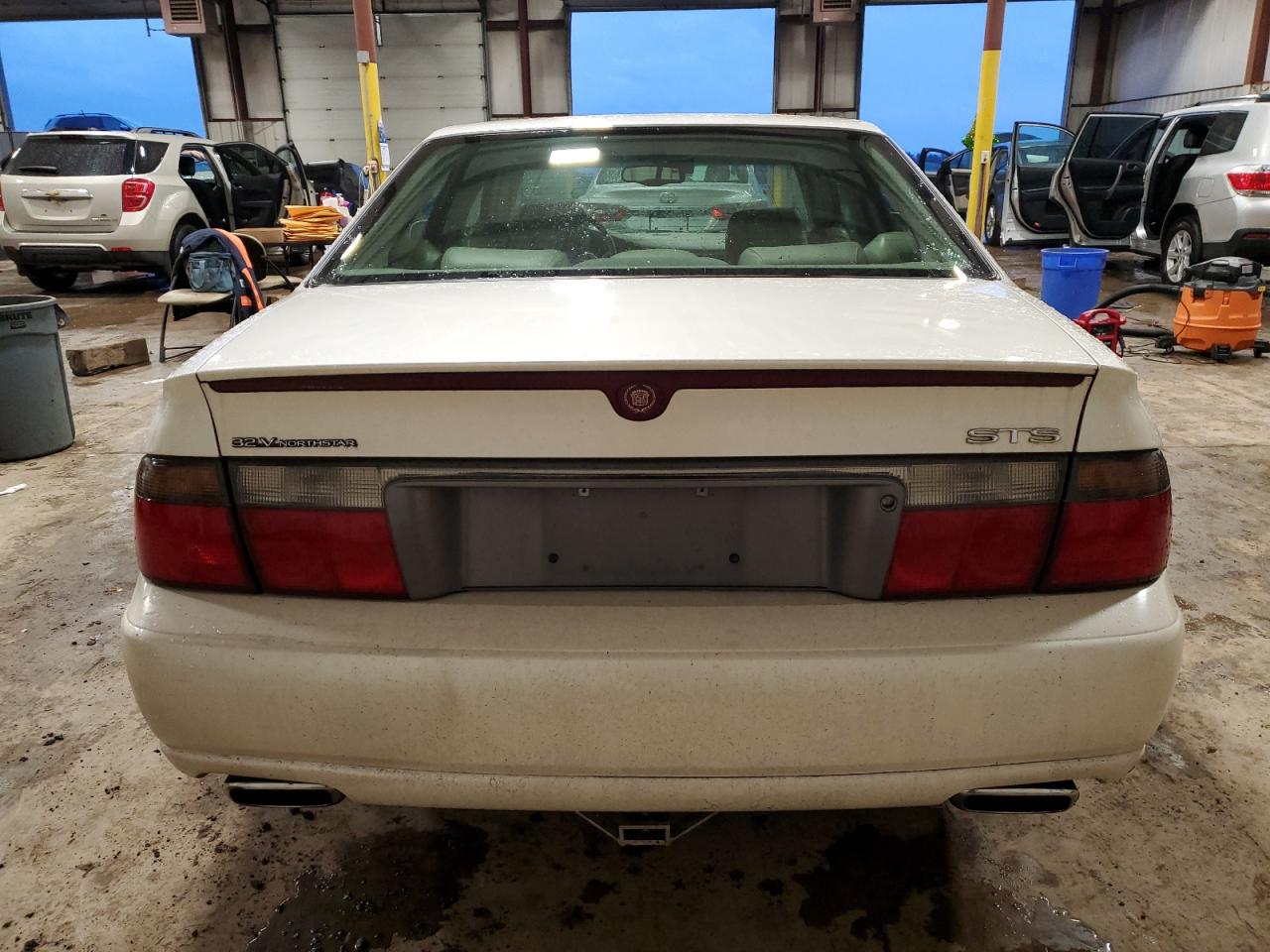 Photo 5 VIN: 1G6KY5496XU926173 - CADILLAC SEVILLE 