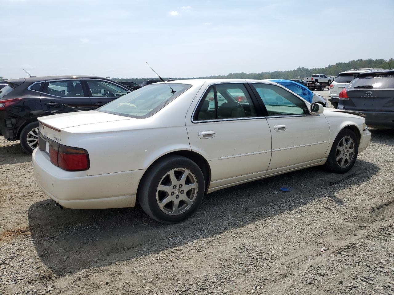 Photo 2 VIN: 1G6KY54973U195764 - CADILLAC SEVILLE 