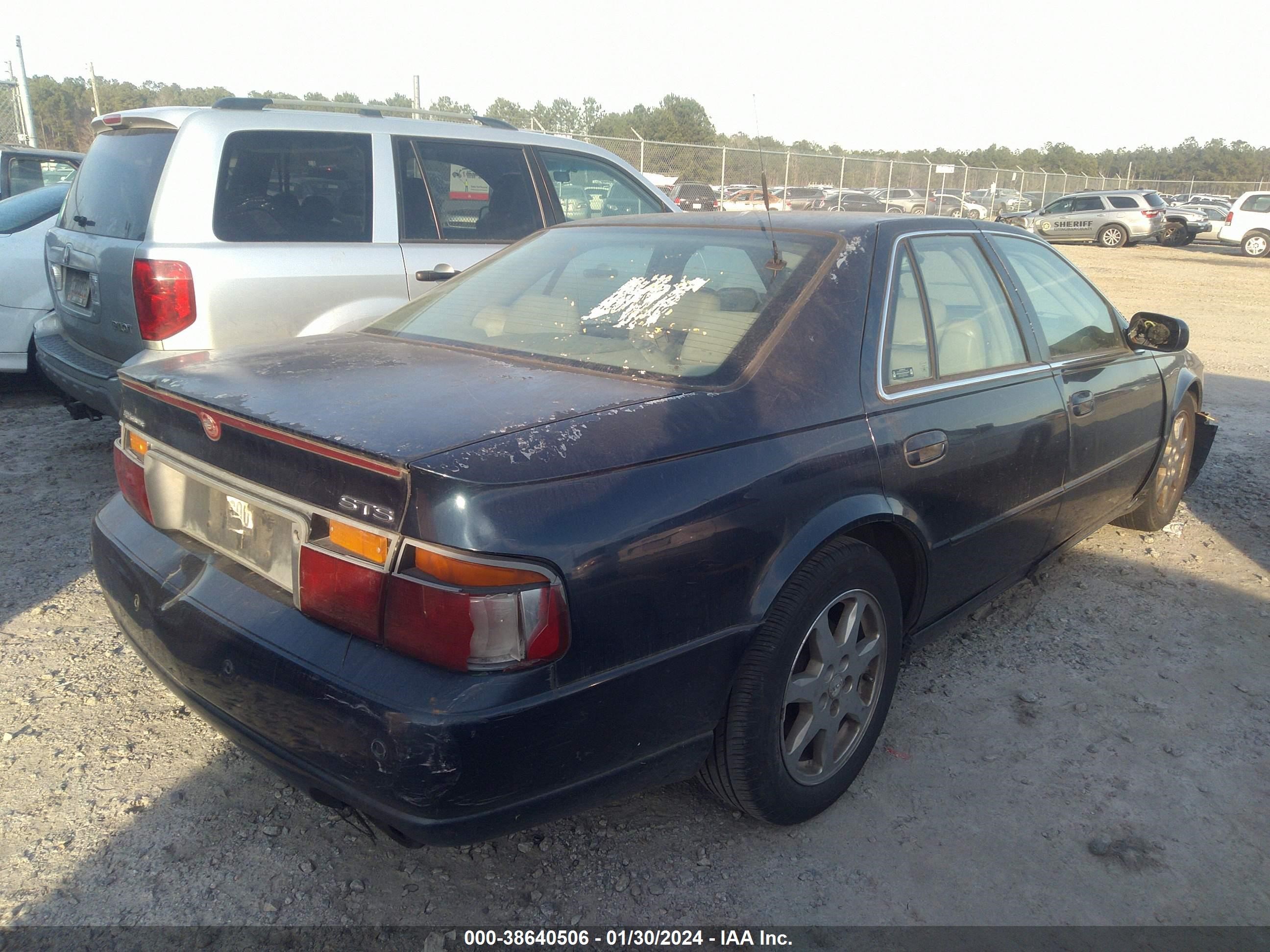 Photo 3 VIN: 1G6KY54982U248860 - CADILLAC SEVILLE 