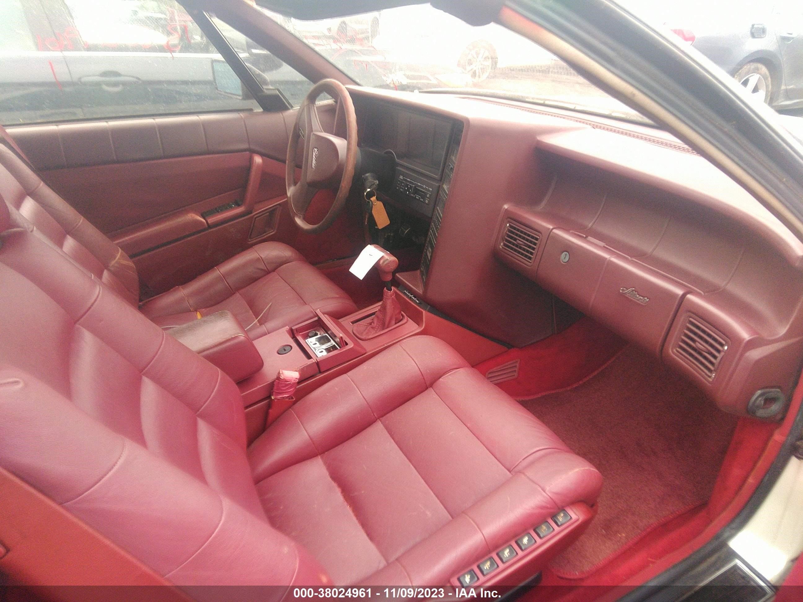 Photo 4 VIN: 1G6VR3175JU102397 - CADILLAC ALLANTE 