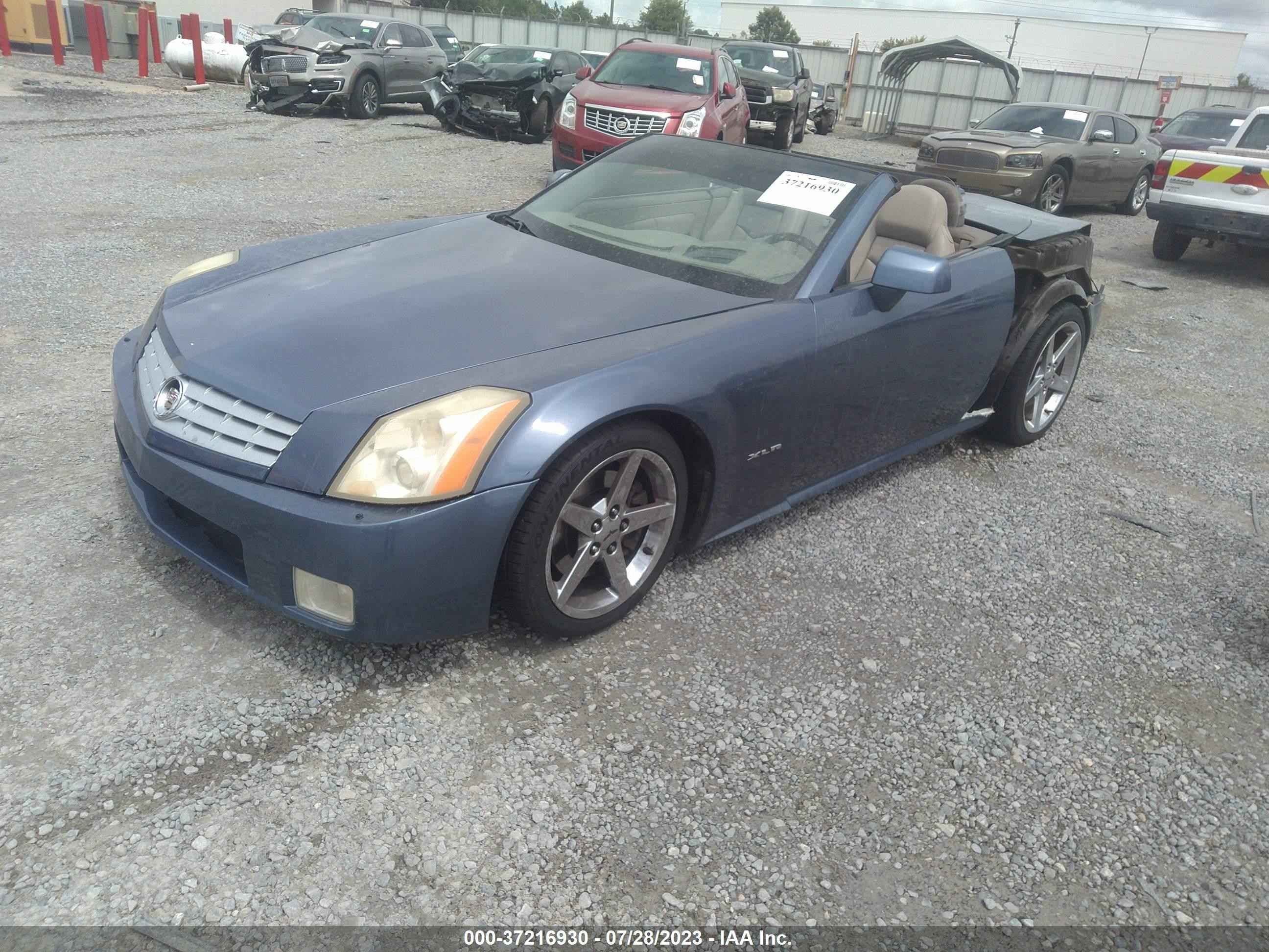 Photo 1 VIN: 1G6YV34A055601060 - CADILLAC XLR 