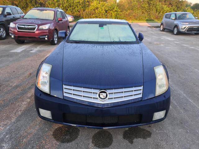 Photo 4 VIN: 1G6YV34A945601993 - CADILLAC XLR 