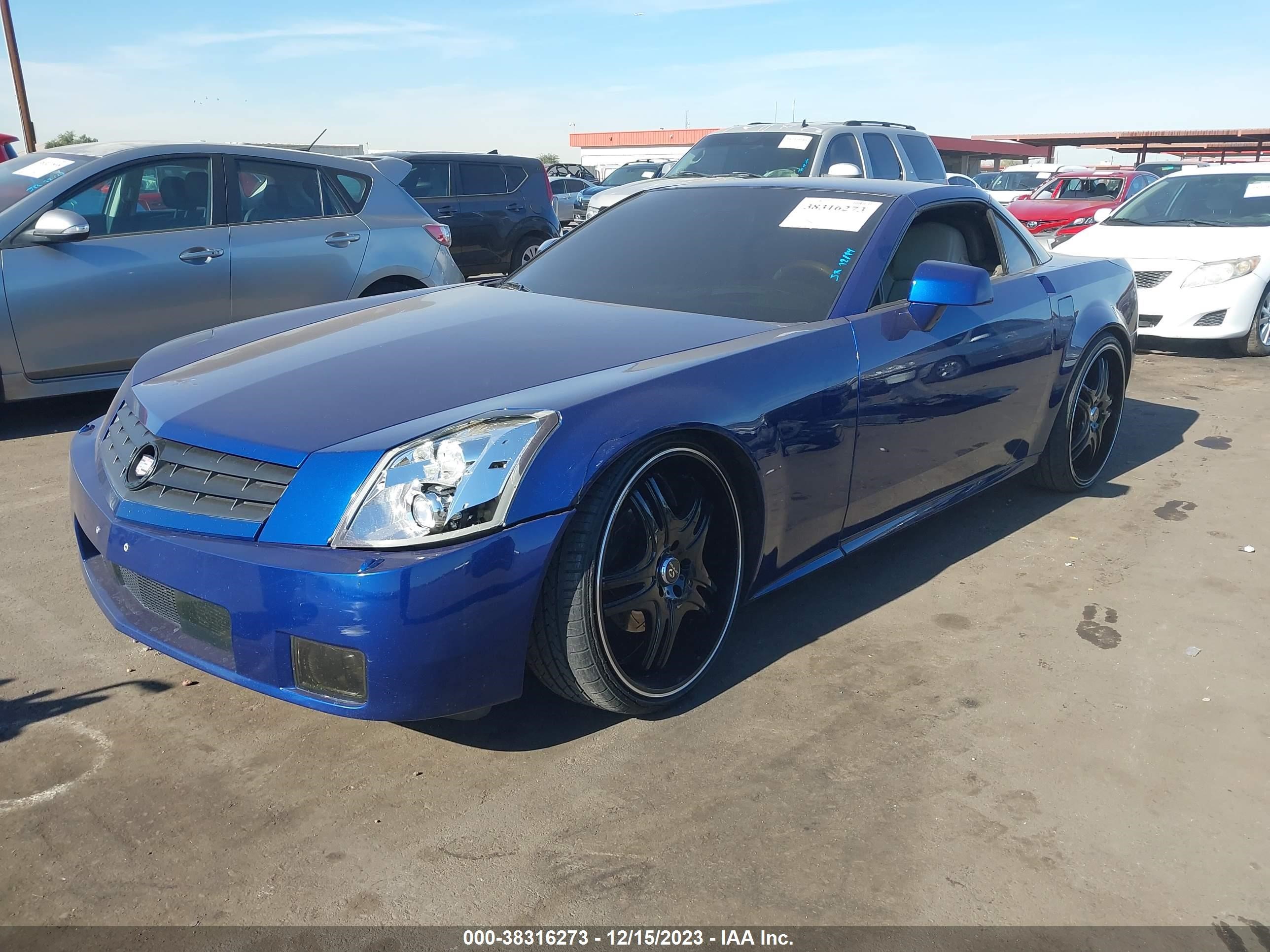 Photo 1 VIN: 1G6YV34A955600019 - CADILLAC XLR 