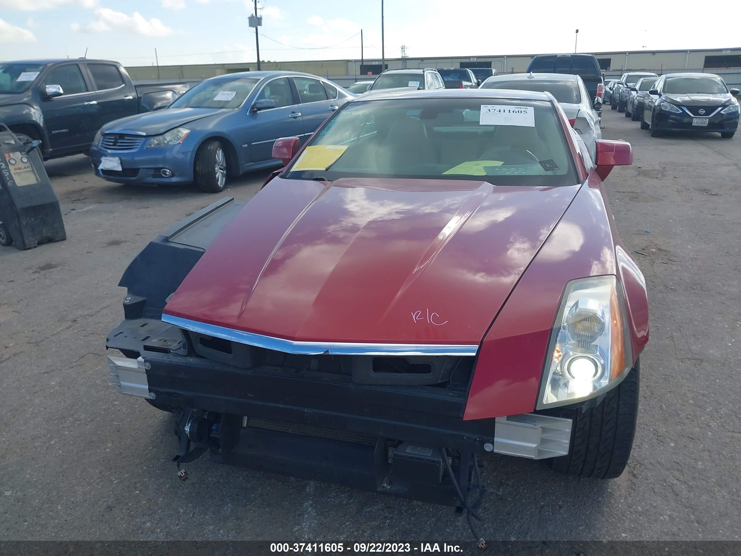 Photo 5 VIN: 1G6YV36AX95600615 - CADILLAC XLR 