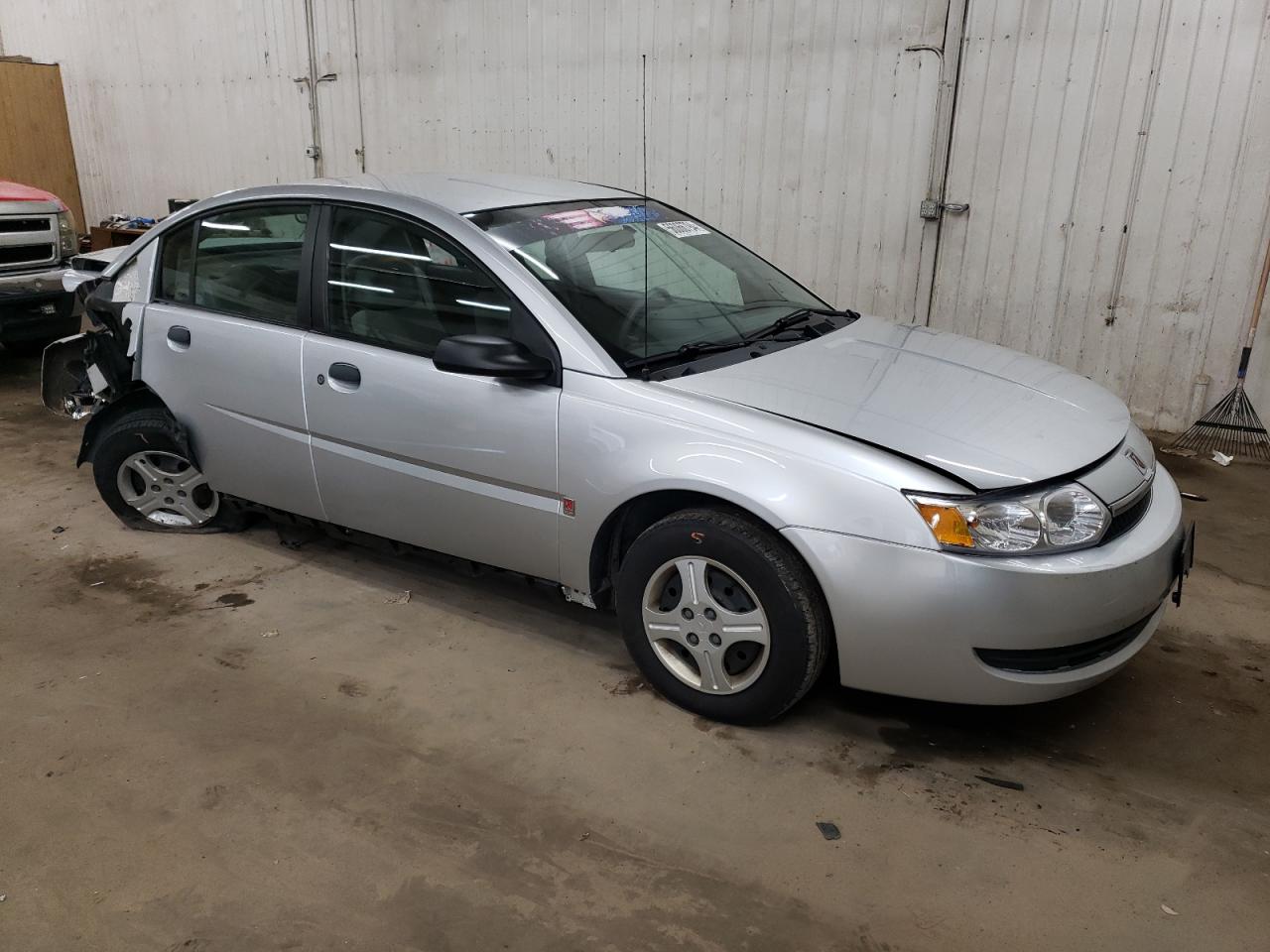 Photo 3 VIN: 1G8AG52F83Z189117 - SATURN ION 