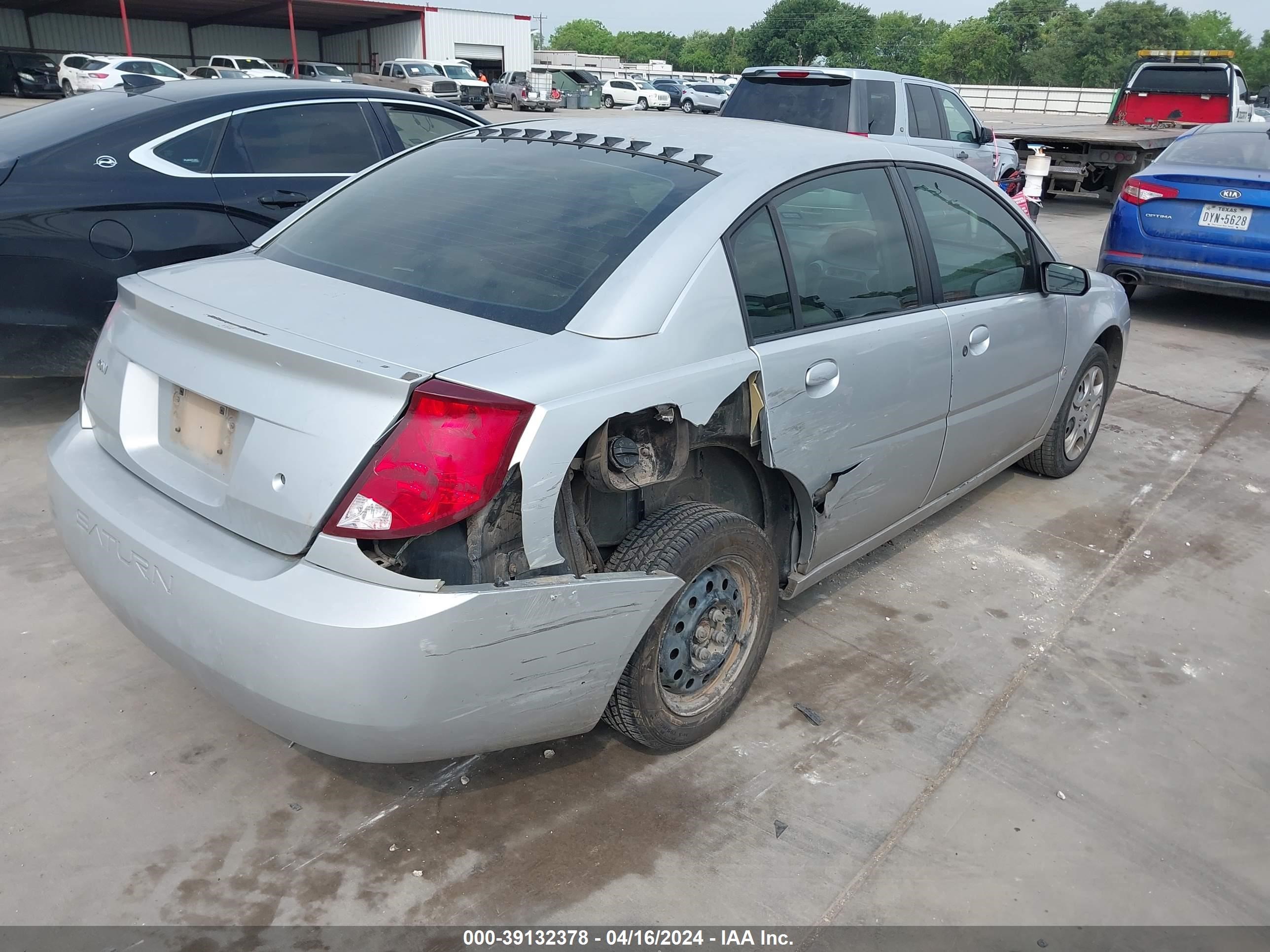 Photo 3 VIN: 1G8AJ52F25Z151015 - SATURN ION 