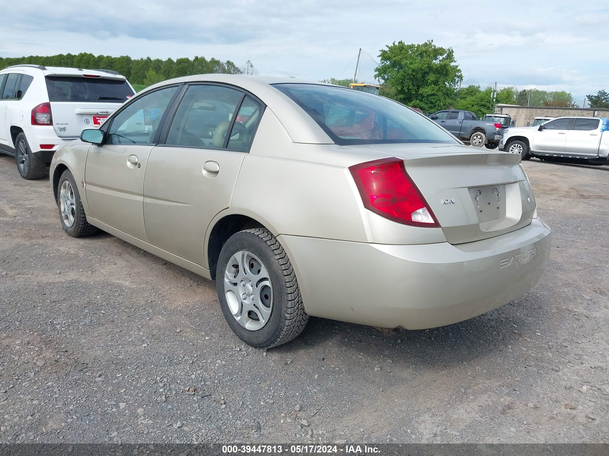 Photo 2 VIN: 1G8AJ52F45Z170844 - SATURN ION 