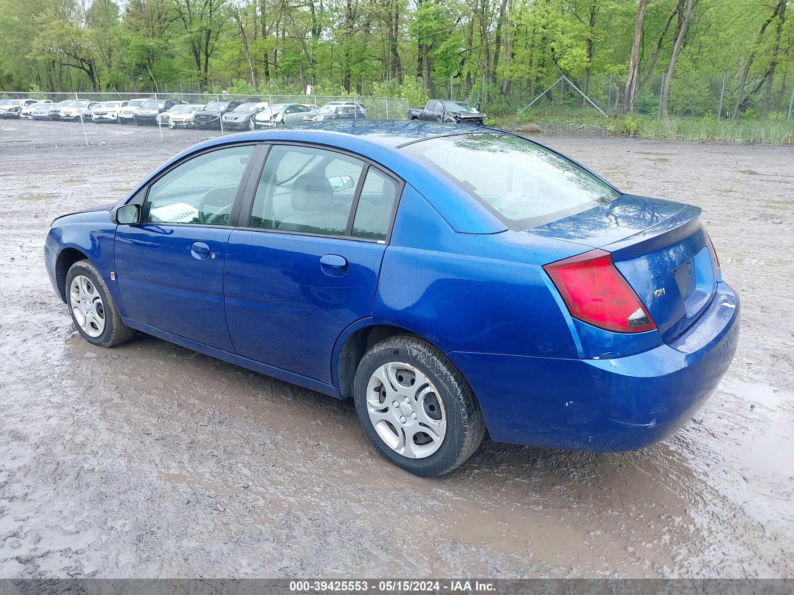 Photo 2 VIN: 1G8AJ52F55Z136654 - SATURN ION 