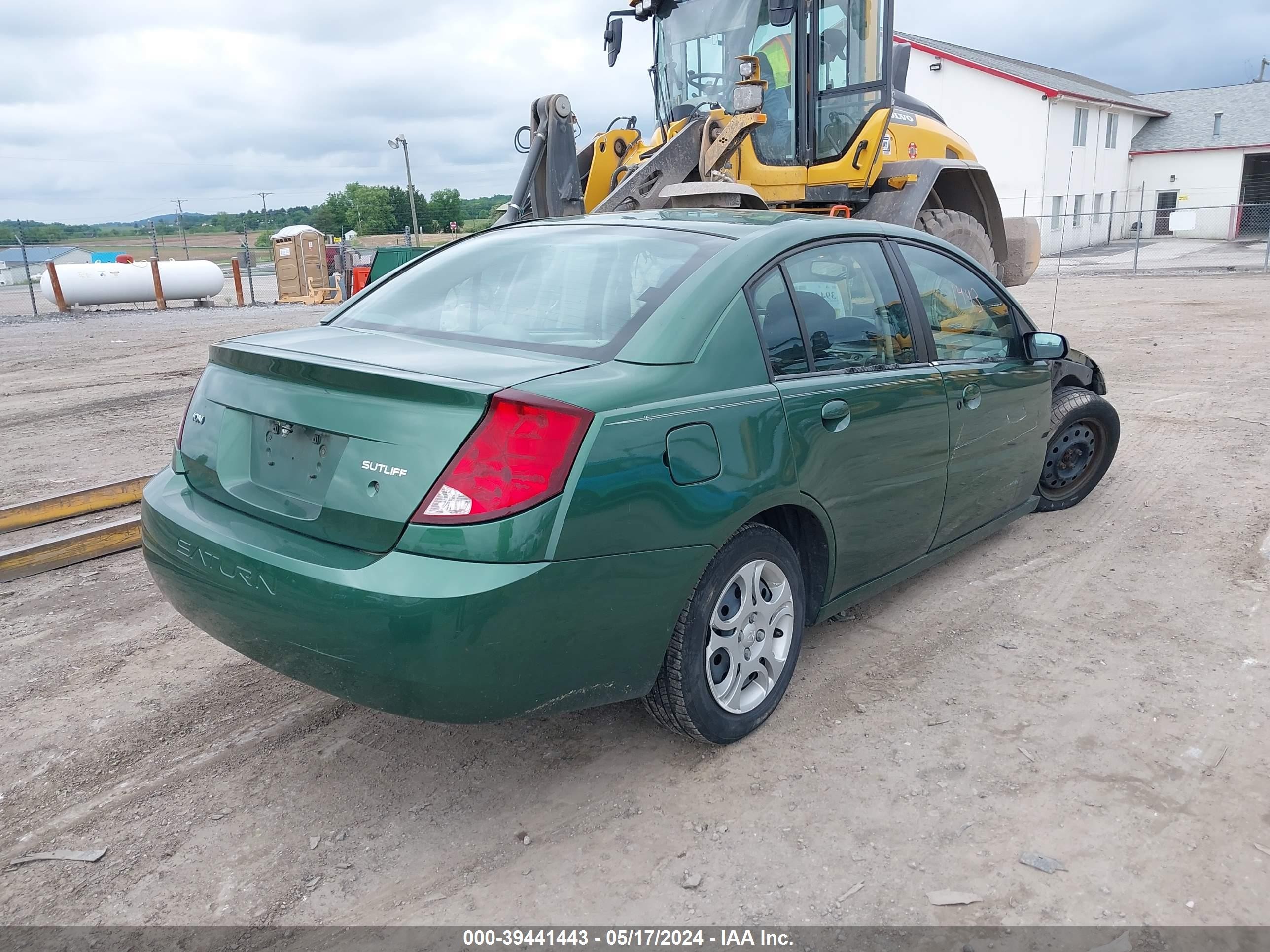 Photo 3 VIN: 1G8AJ52F94Z122870 - SATURN ION 