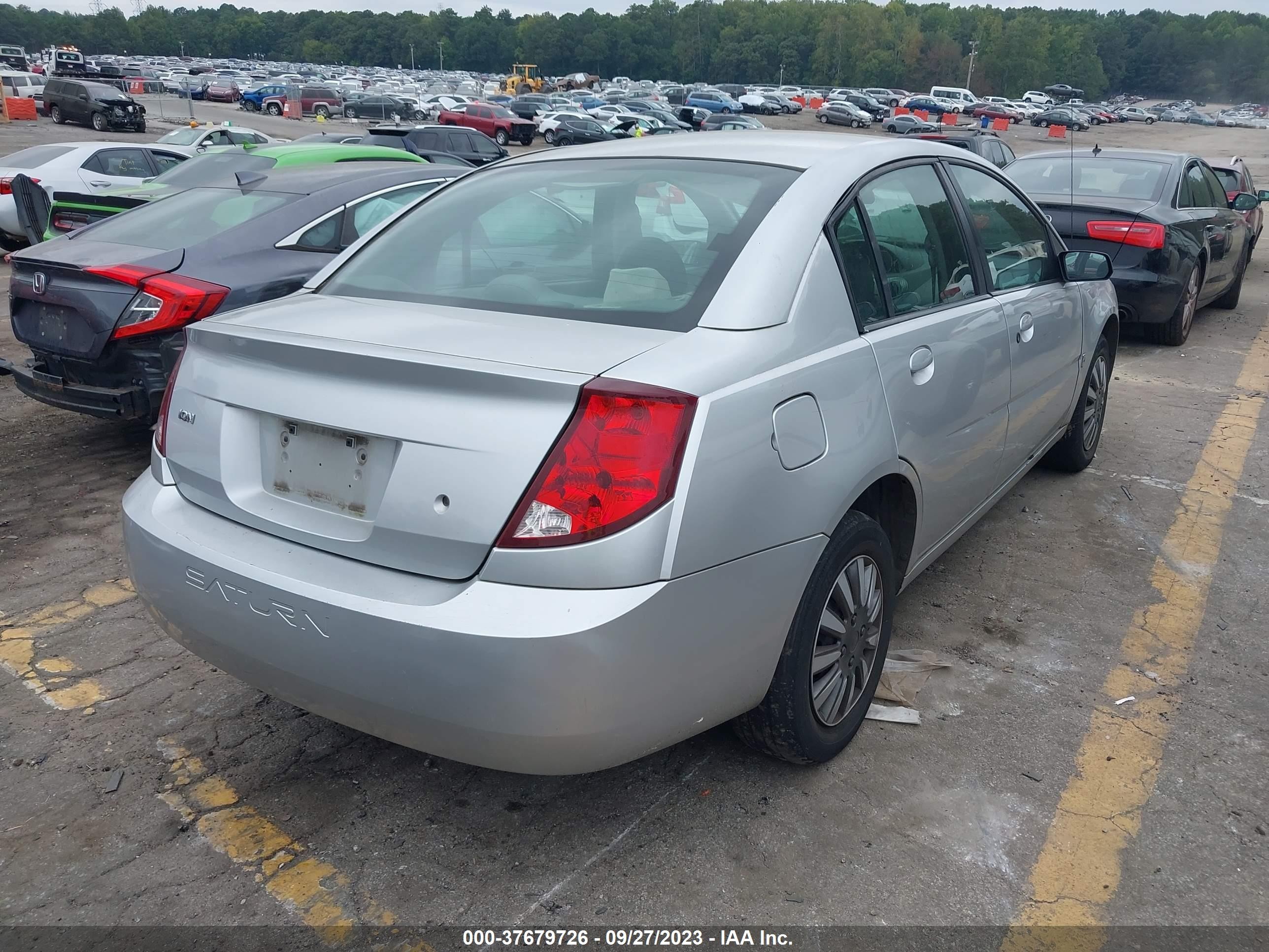 Photo 3 VIN: 1G8AJ55F16Z133148 - SATURN ION 