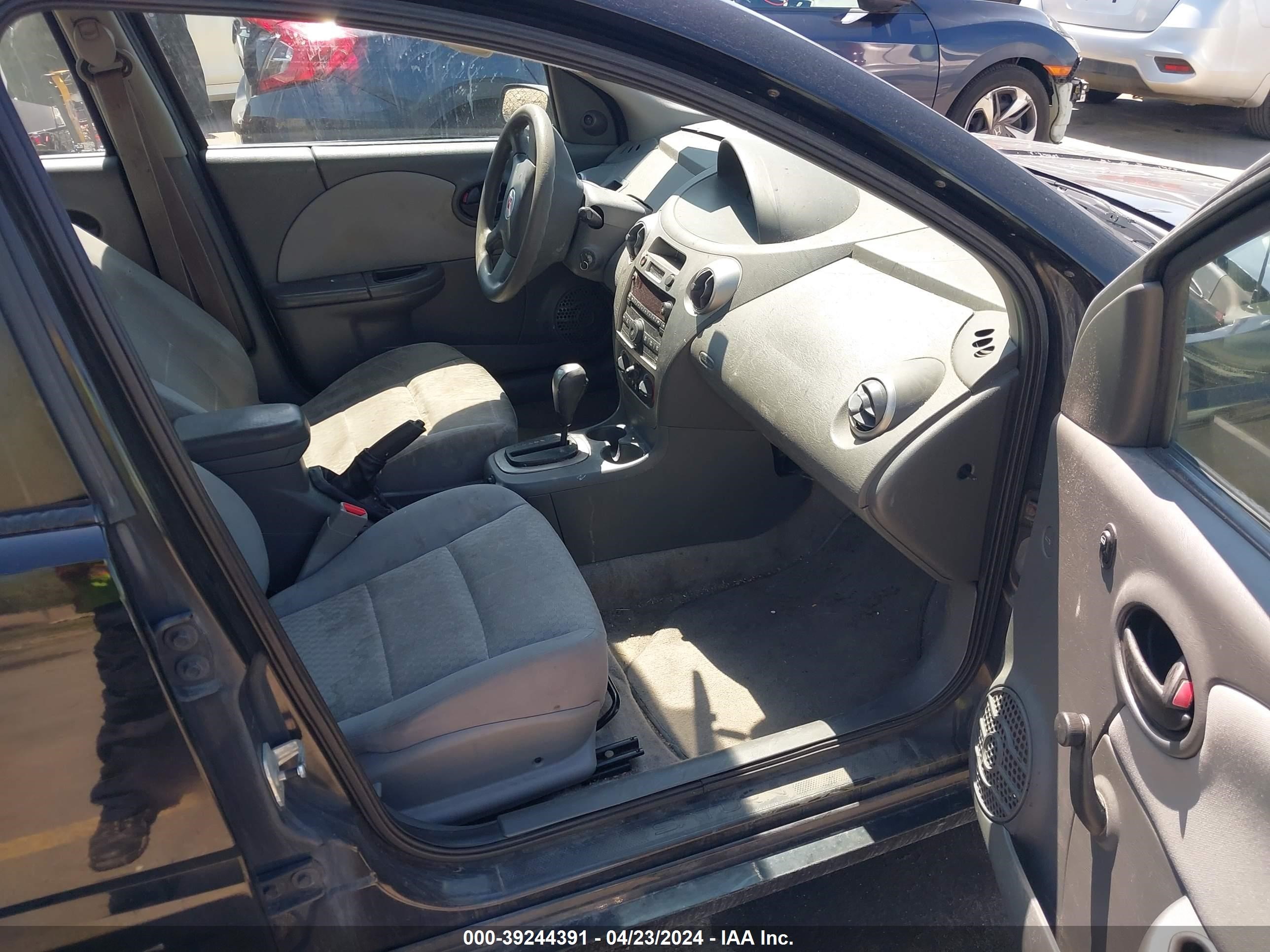 Photo 4 VIN: 1G8AJ55F57Z116791 - SATURN ION 