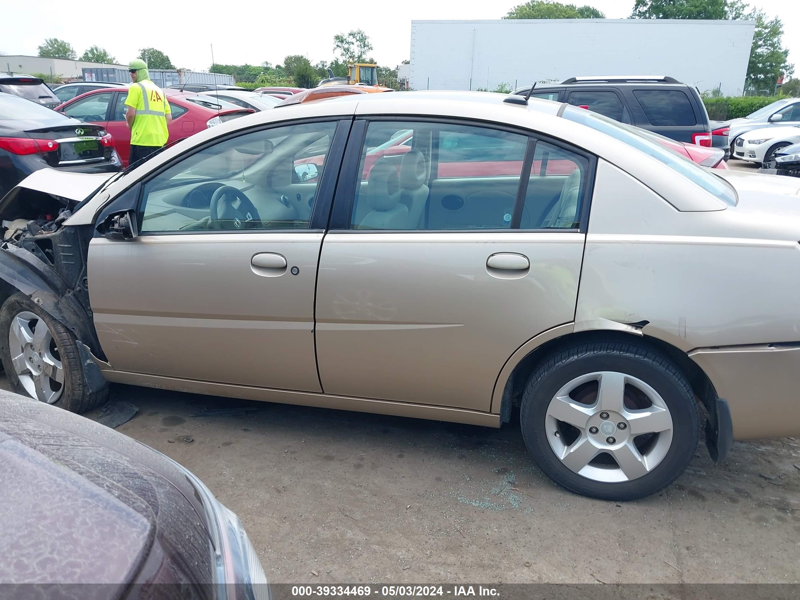 Photo 13 VIN: 1G8AJ55FX6Z193543 - SATURN ION 