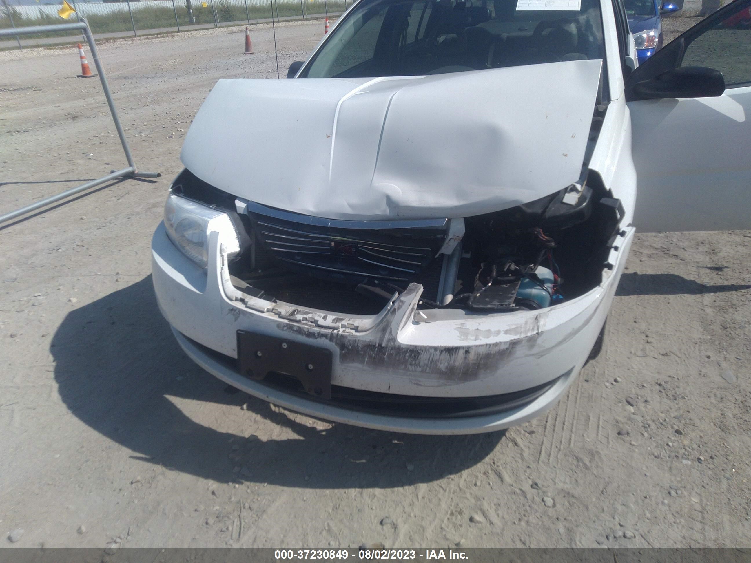 Photo 5 VIN: 1G8AJ55FX7Z174346 - SATURN ION 