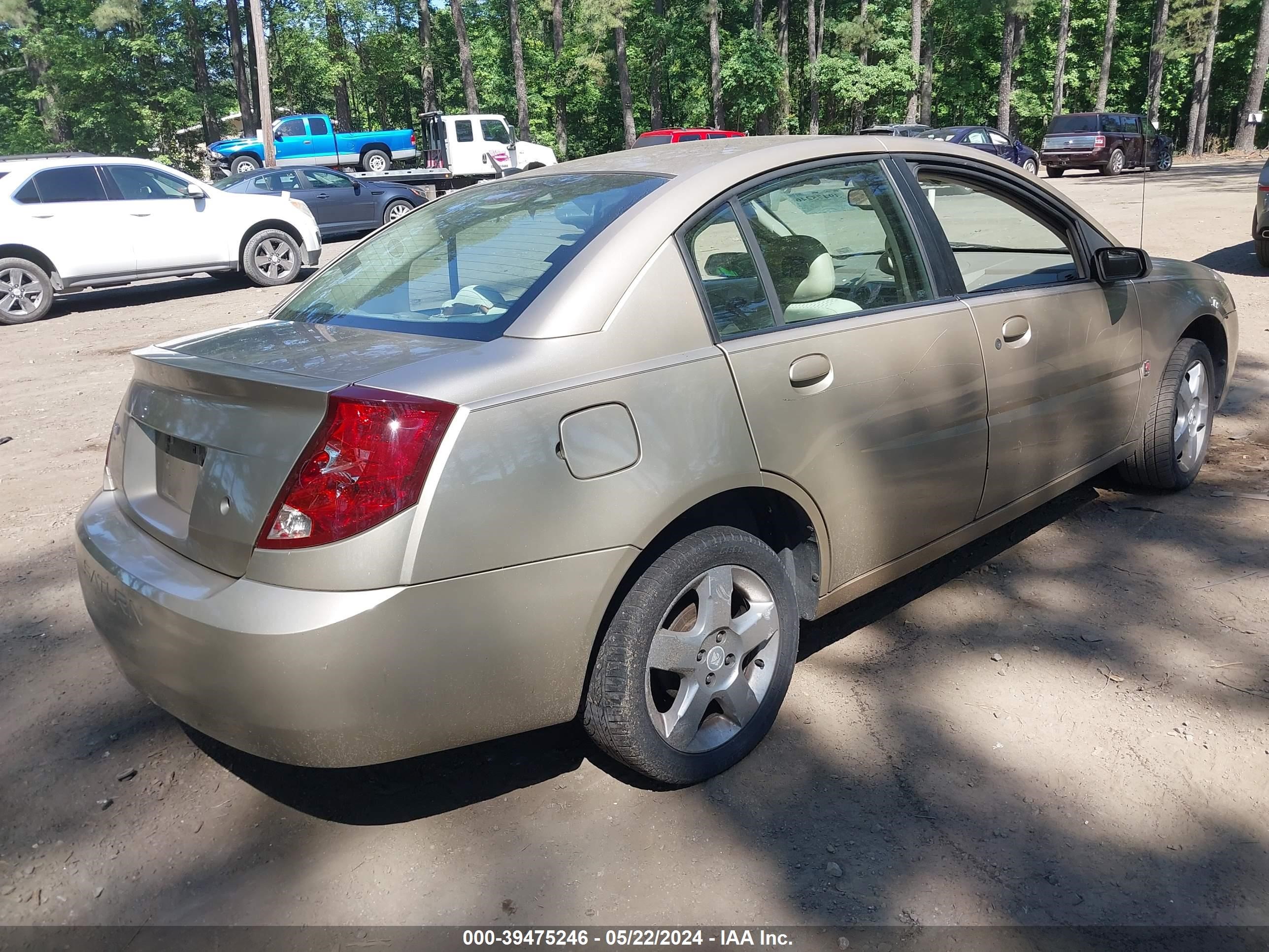 Photo 3 VIN: 1G8AJ58F47Z106474 - SATURN ION 