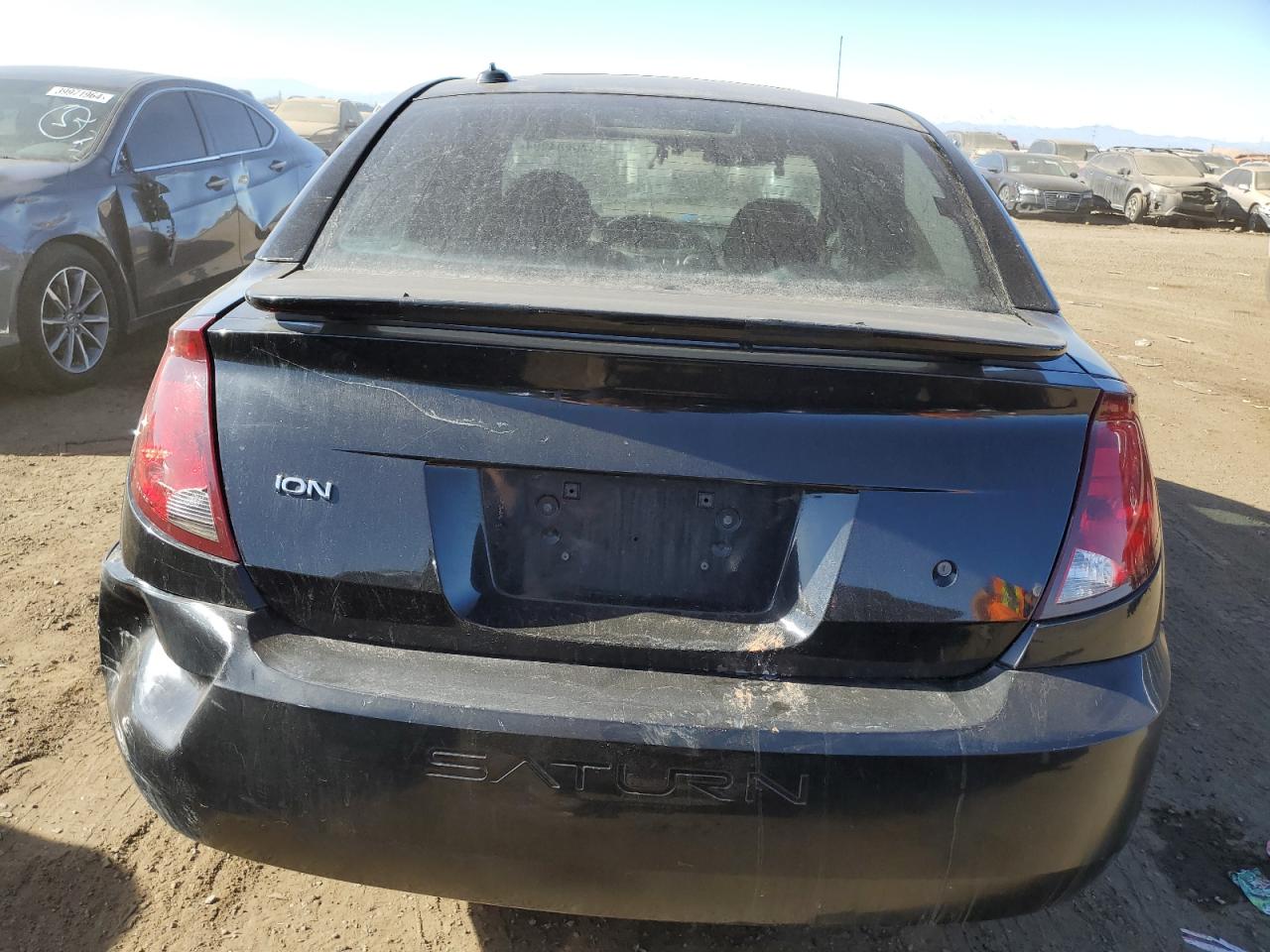 Photo 5 VIN: 1G8AL52F45Z108273 - SATURN ION 