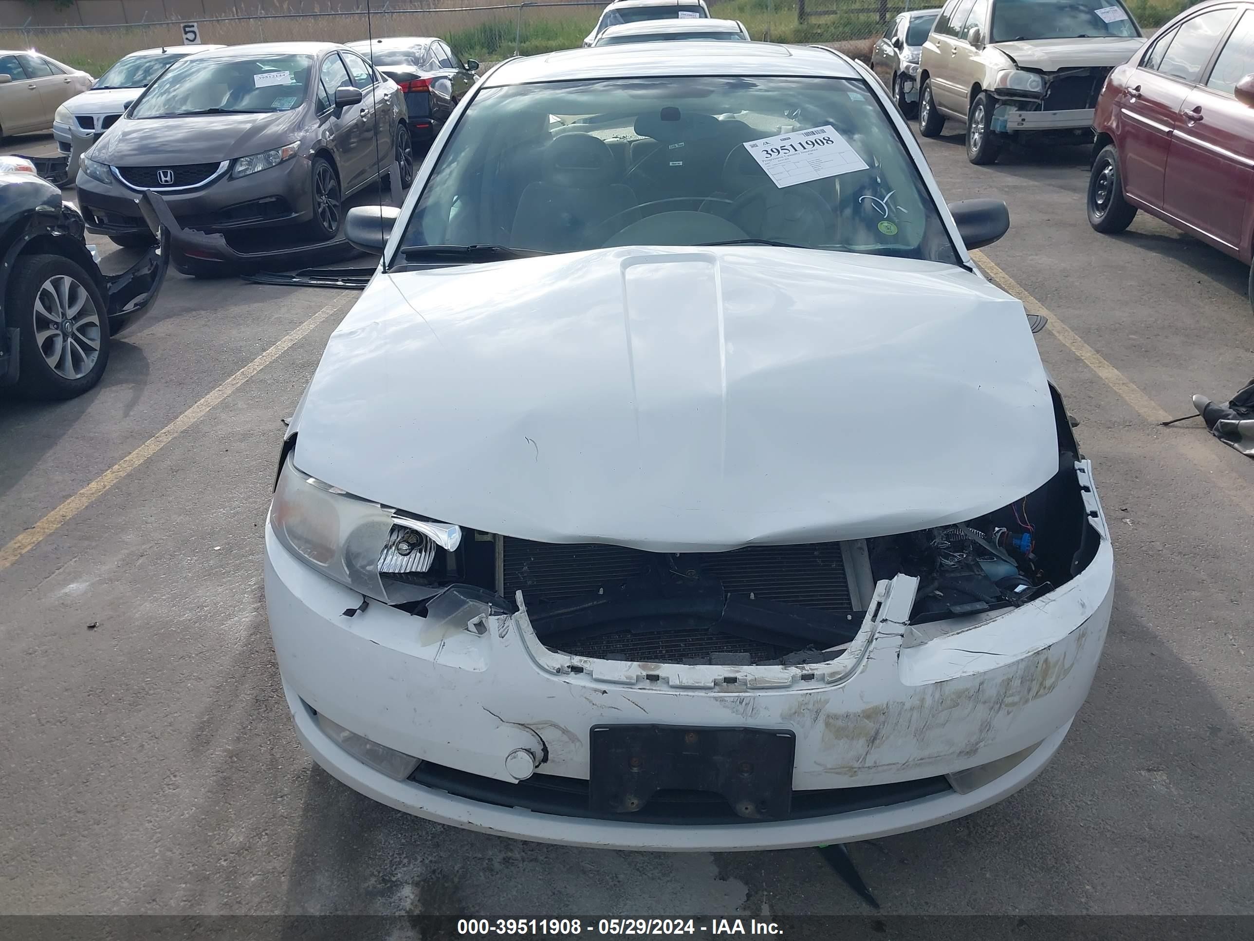 Photo 12 VIN: 1G8AL55F67Z135134 - SATURN ION 