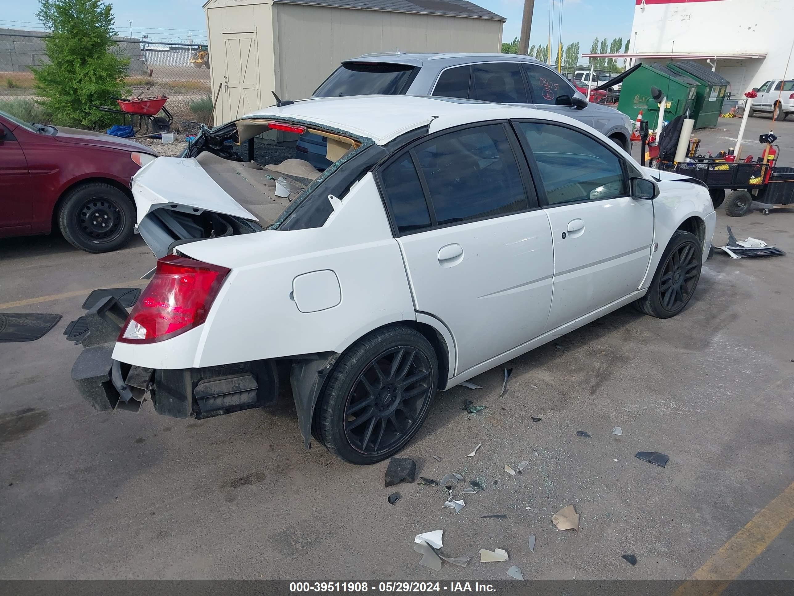 Photo 3 VIN: 1G8AL55F67Z135134 - SATURN ION 