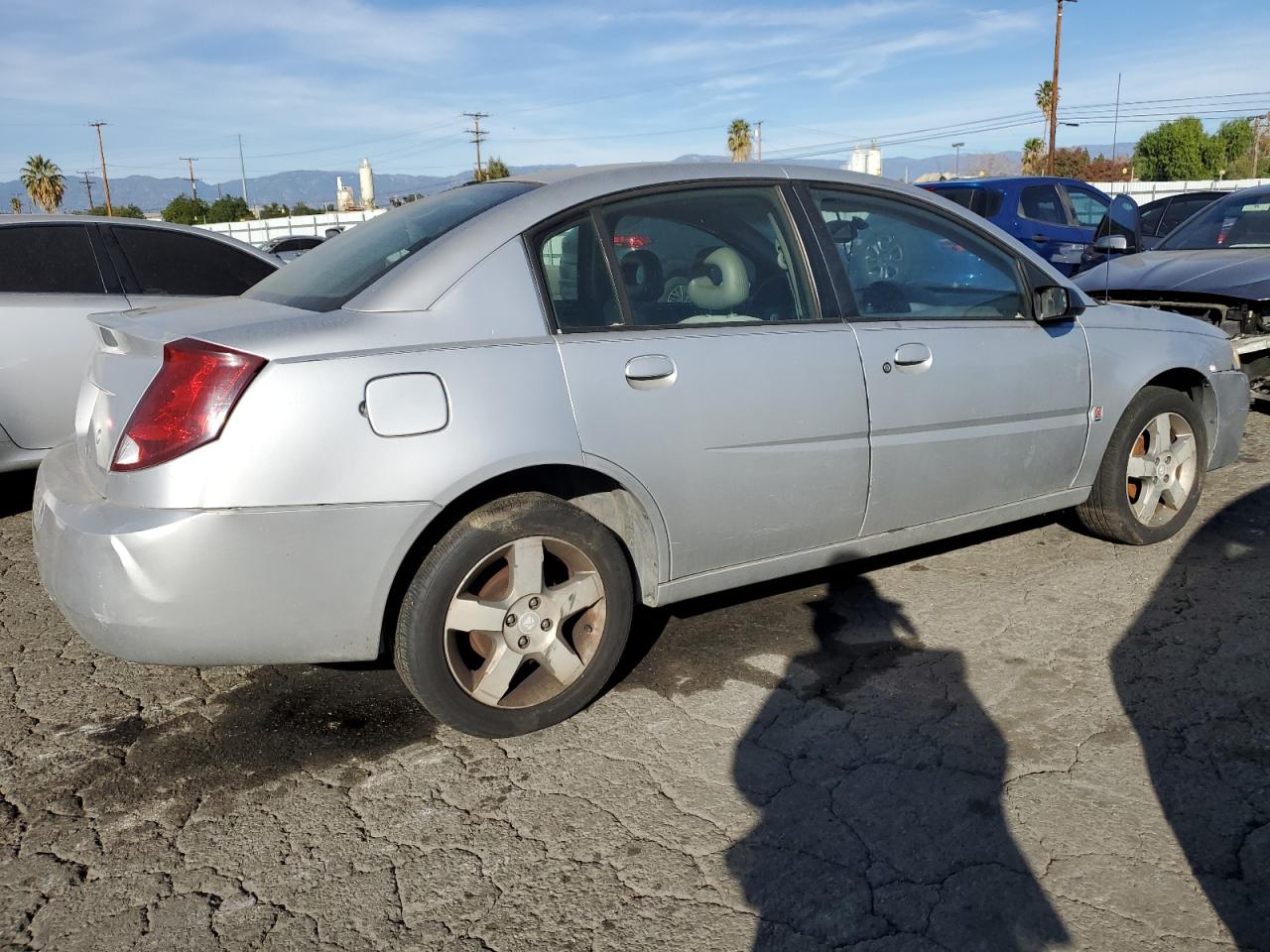 Photo 2 VIN: 1G8AL58F36Z194054 - SATURN ION 