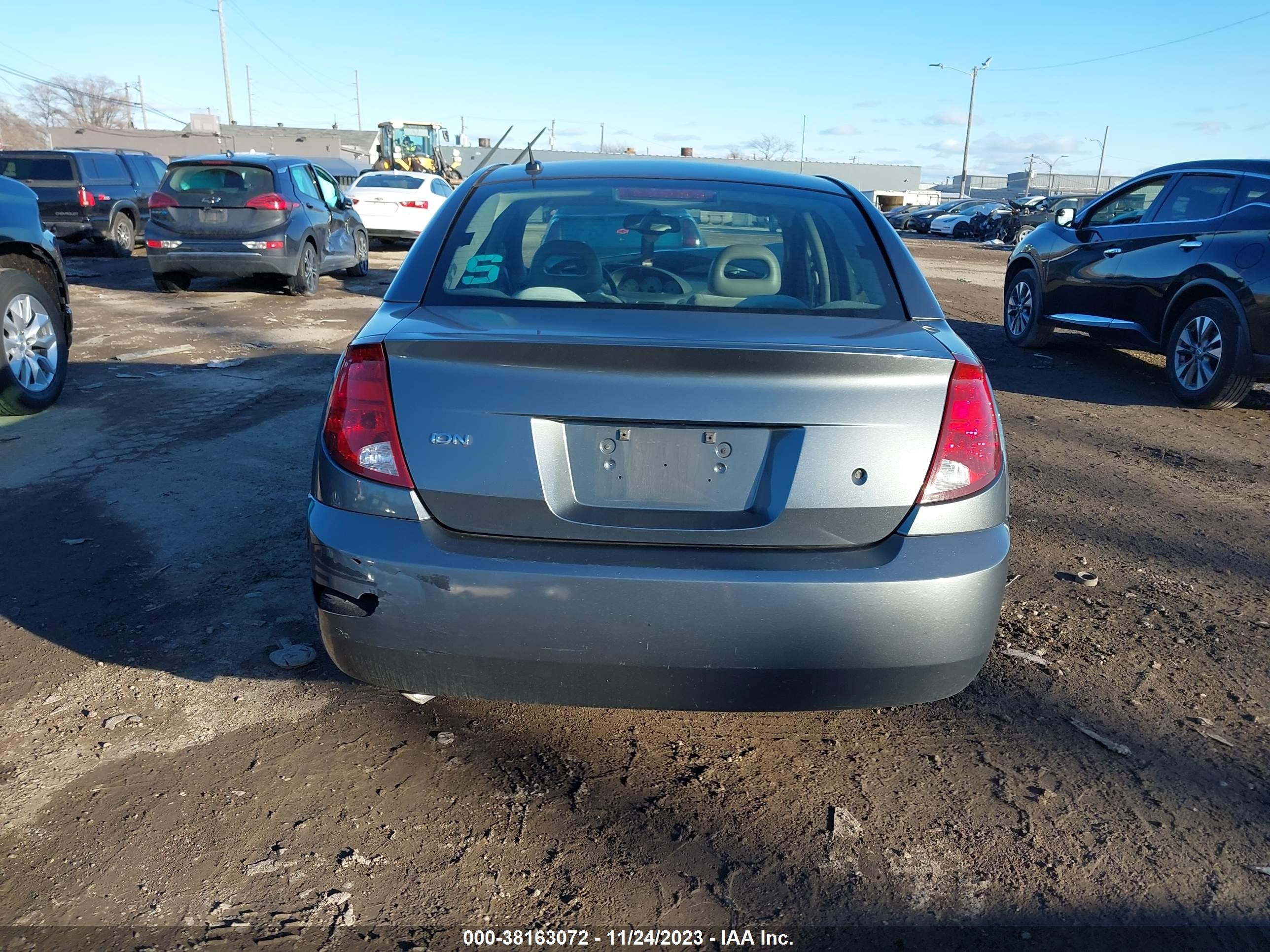 Photo 15 VIN: 1G8AL58F87Z134336 - SATURN ION 