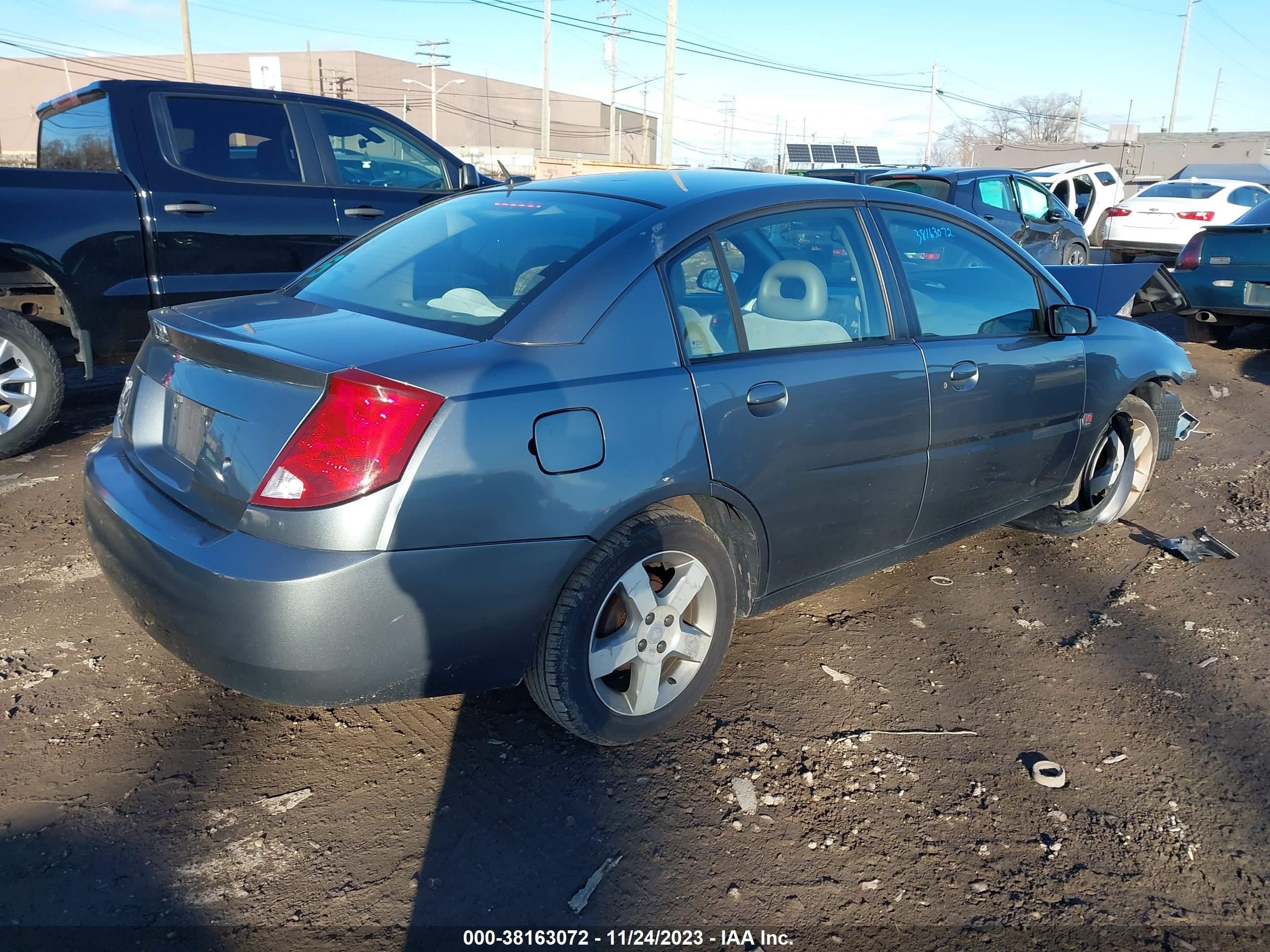 Photo 3 VIN: 1G8AL58F87Z134336 - SATURN ION 