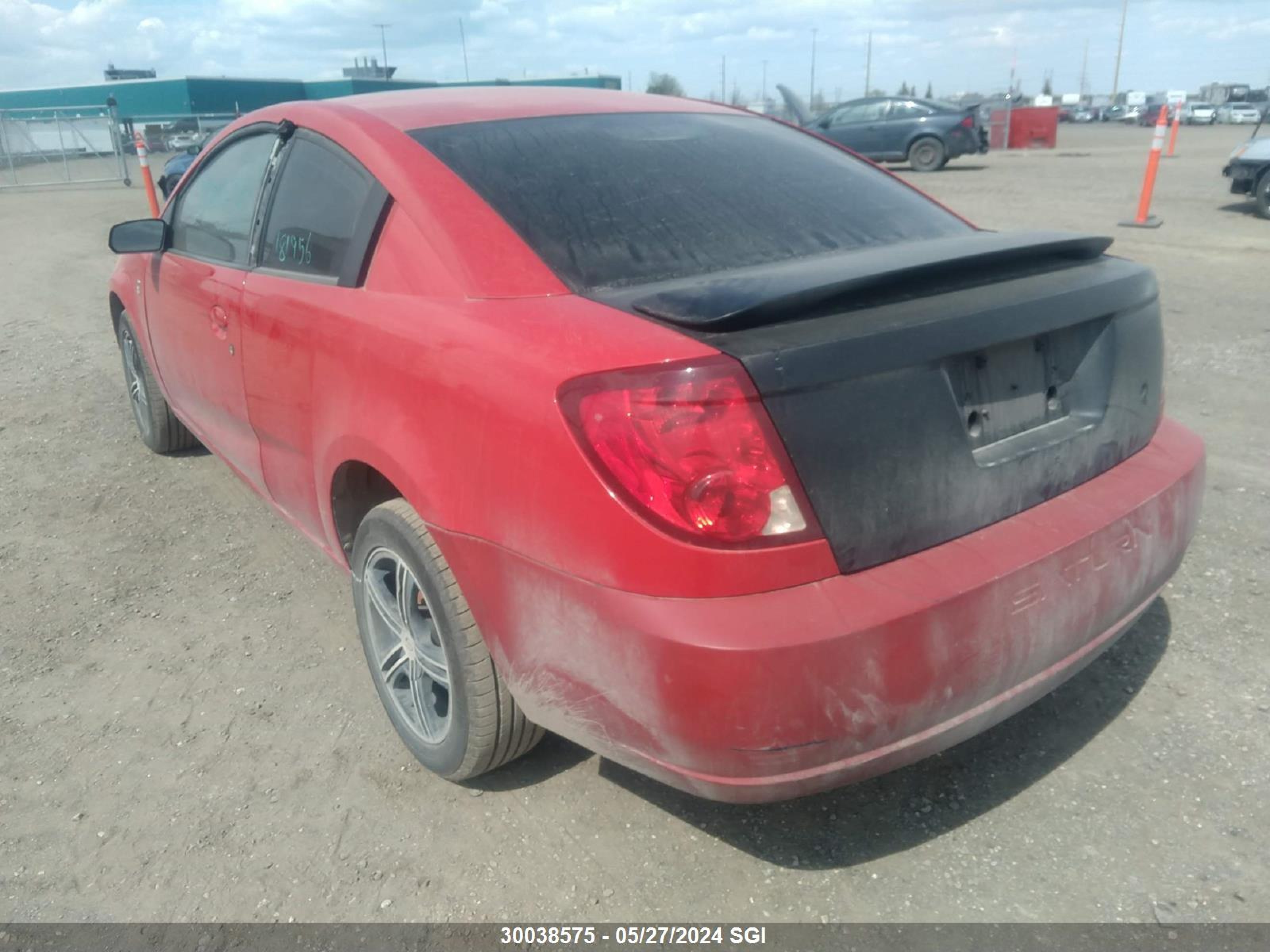 Photo 2 VIN: 1G8AV12F95Z157777 - SATURN ION 