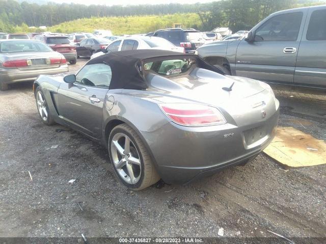 Photo 2 VIN: 1G8MB35B77Y113750 - SATURN SKY 