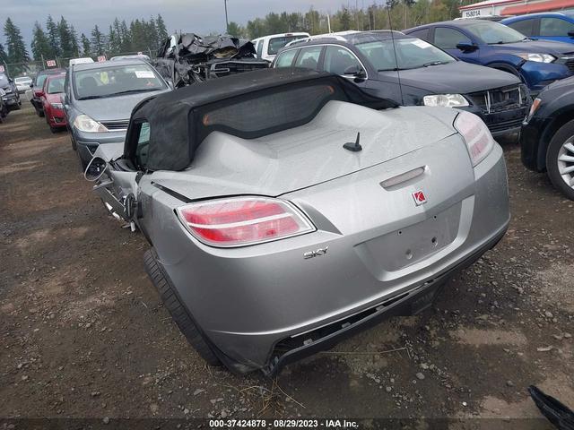 Photo 2 VIN: 1G8MB35B87Y103034 - SATURN SKY 