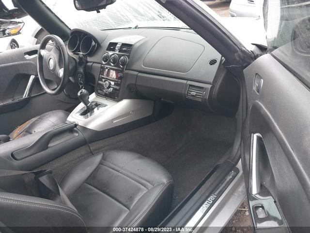 Photo 4 VIN: 1G8MB35B87Y103034 - SATURN SKY 