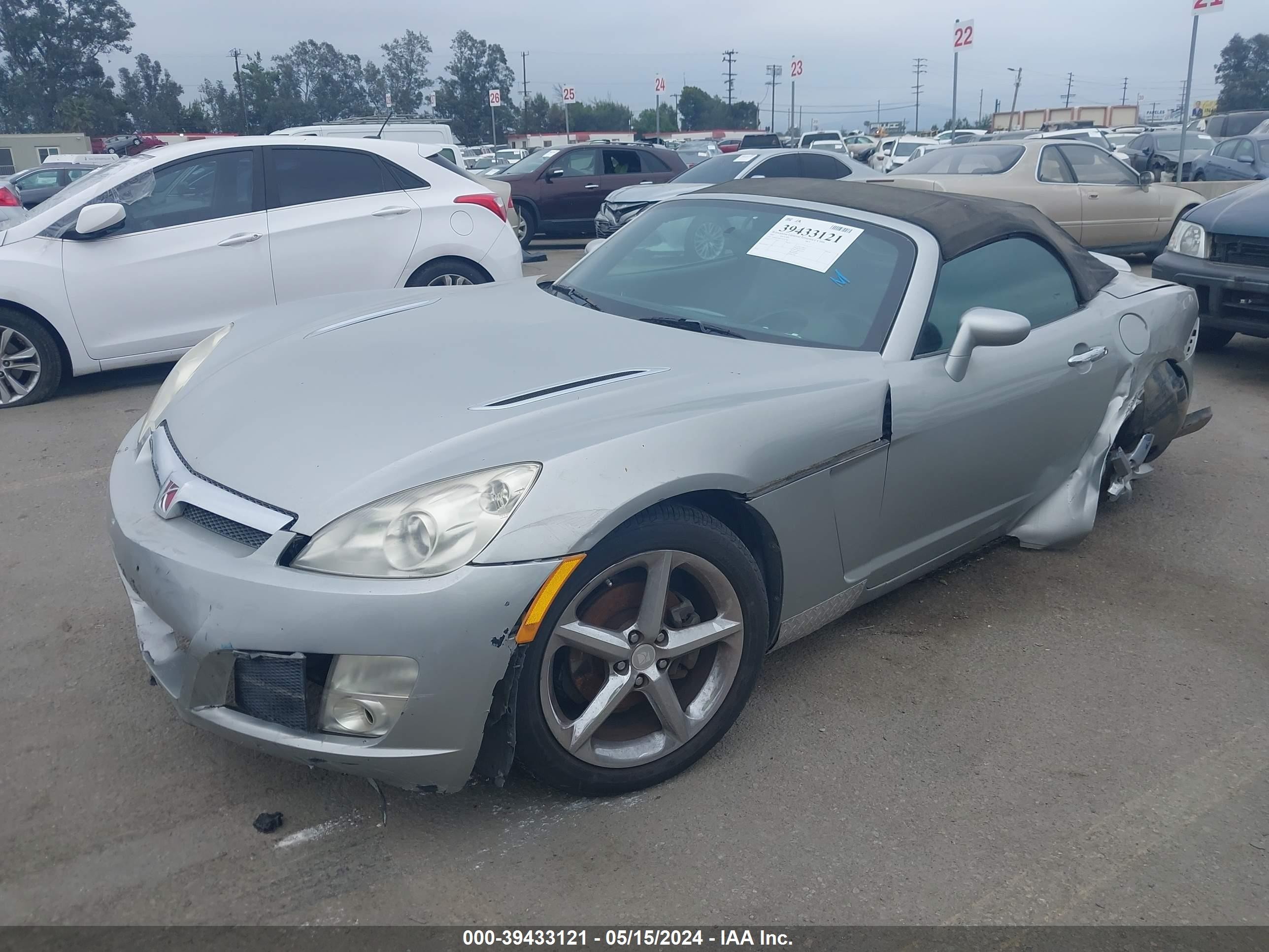 Photo 1 VIN: 1G8MB35BX7Y112396 - SATURN SKY 