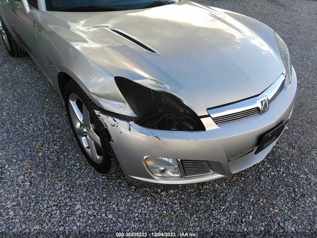 Photo 5 VIN: 1G8MF35XX8Y111153 - SATURN SKY 