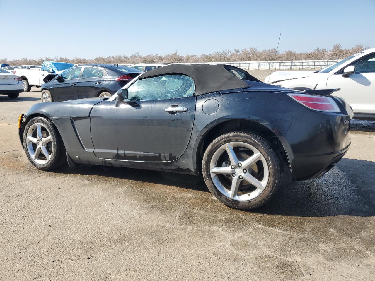 Photo 1 VIN: 1G8MG35X17Y128077 - SATURN SKY 