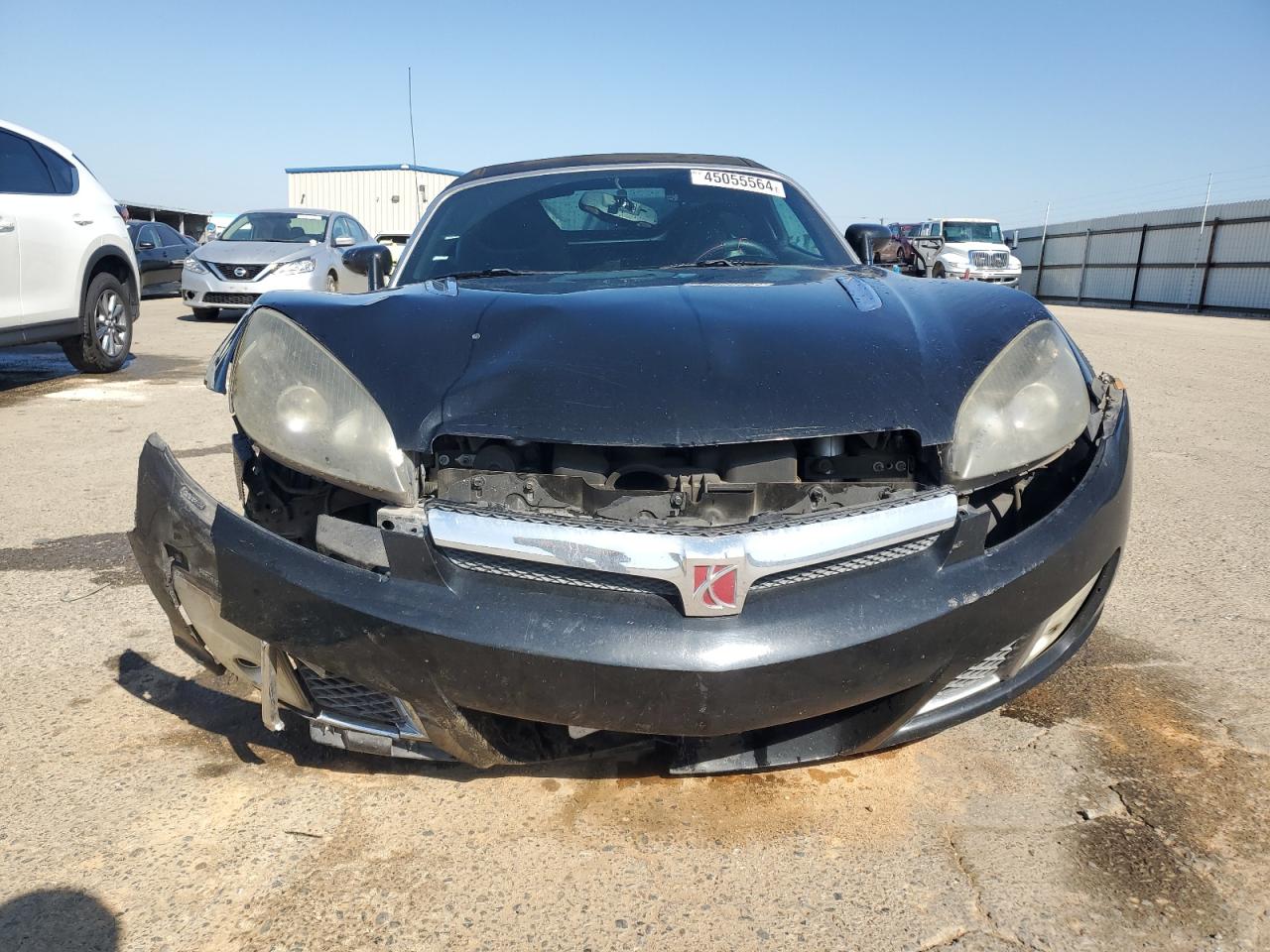 Photo 4 VIN: 1G8MG35X17Y128077 - SATURN SKY 