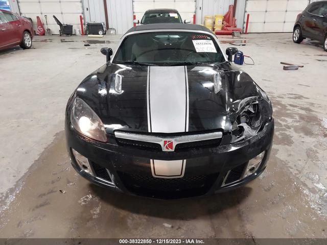 Photo 11 VIN: 1G8MG35X28Y106090 - SATURN SKY 