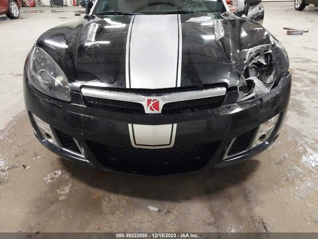 Photo 5 VIN: 1G8MG35X28Y106090 - SATURN SKY 