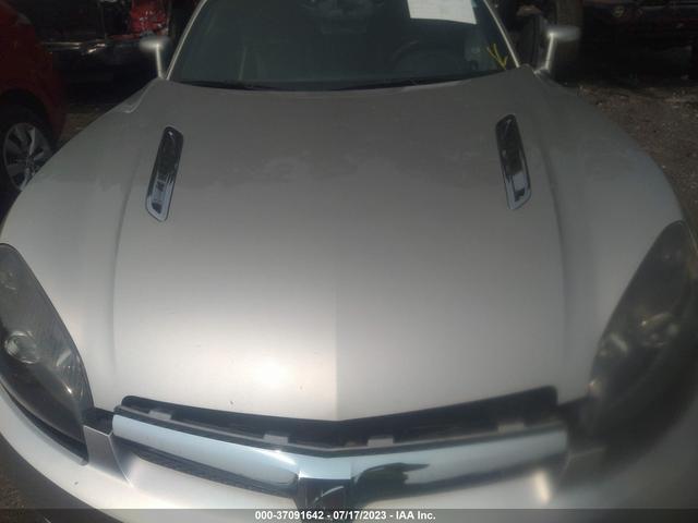 Photo 9 VIN: 1G8MT35X09Y104755 - SATURN SKY 