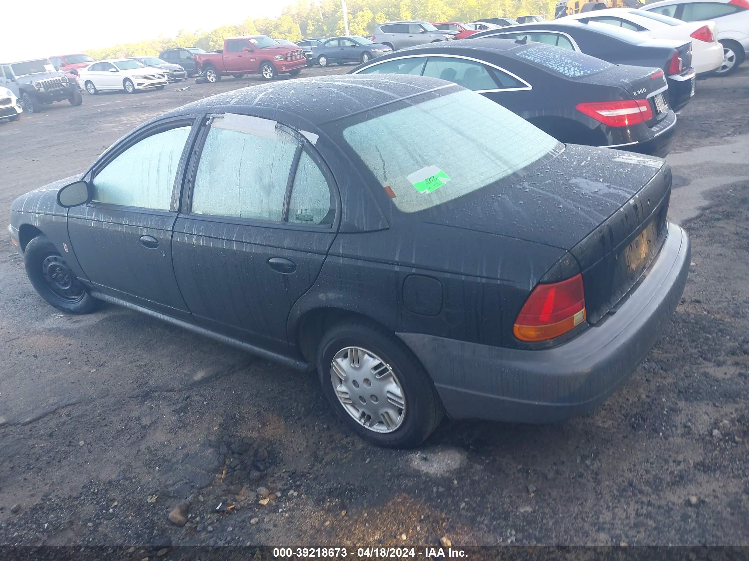 Photo 2 VIN: 1G8ZH5282WZ148505 - SATURN SL 