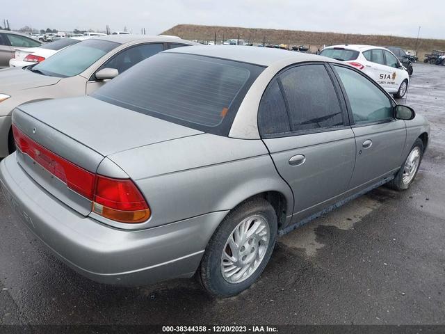 Photo 3 VIN: 1G8ZK5271WZ266148 - SATURN SL 