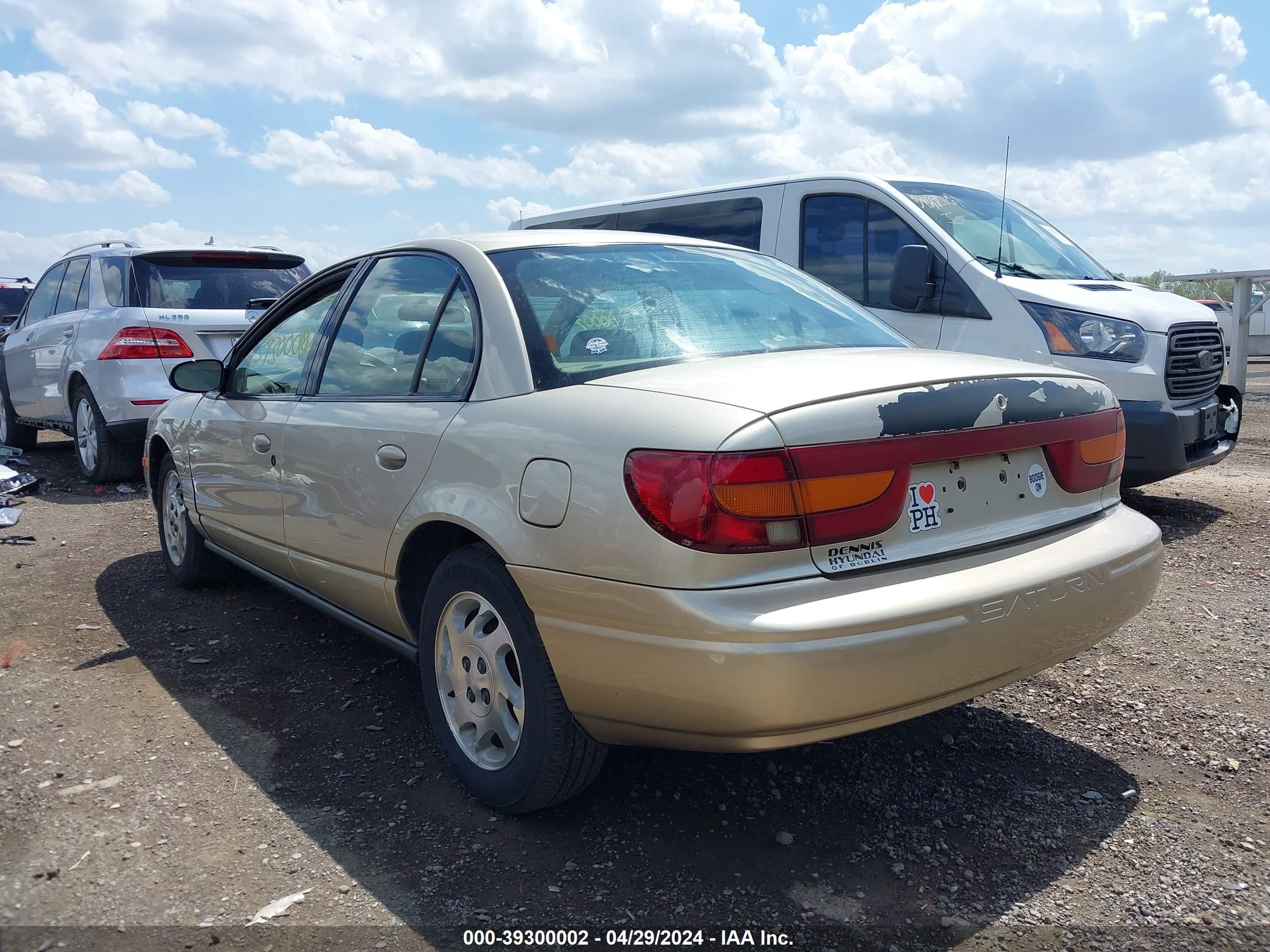 Photo 2 VIN: 1G8ZK52782Z208502 - SATURN SL 