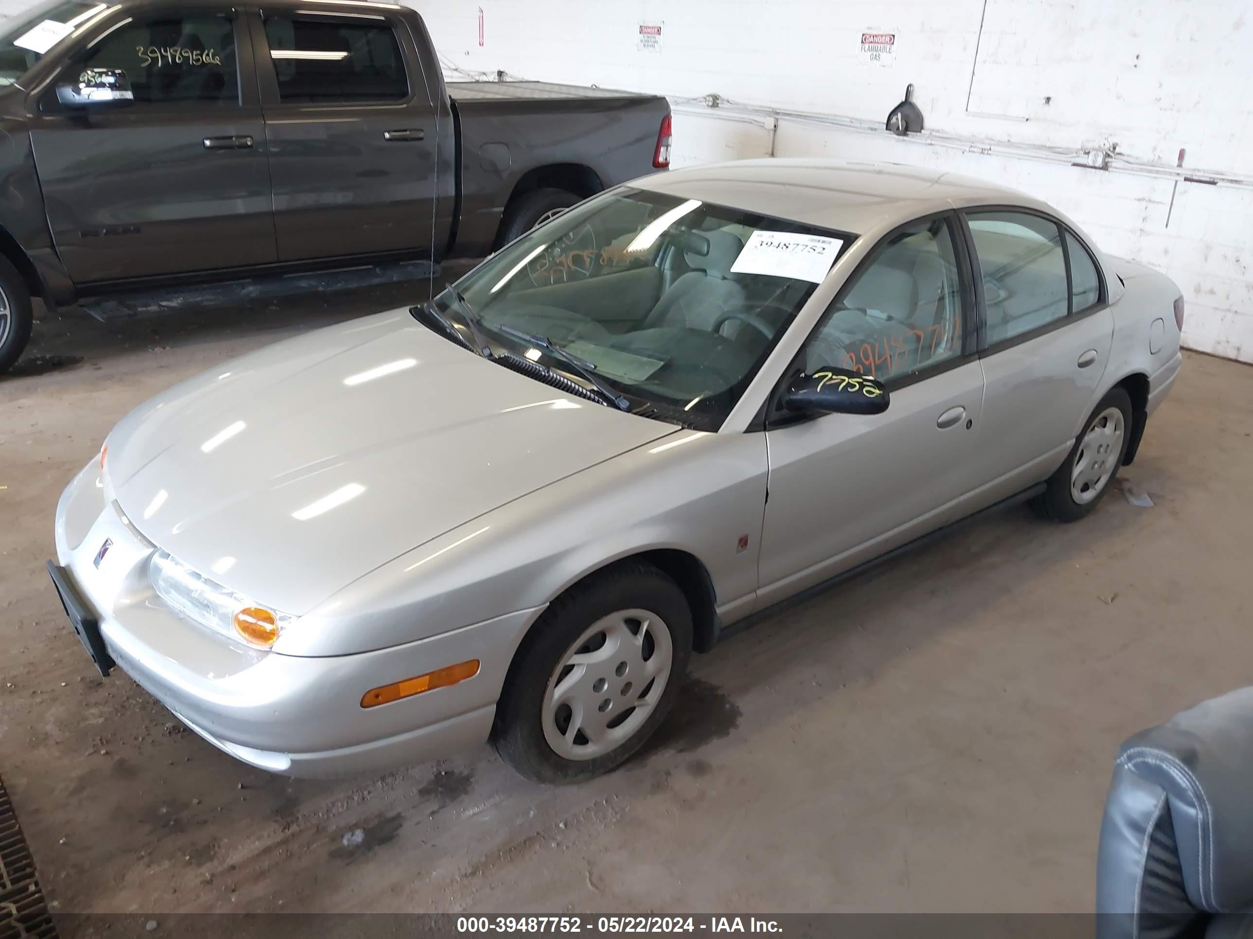 Photo 1 VIN: 1G8ZK54762Z134364 - SATURN SL 