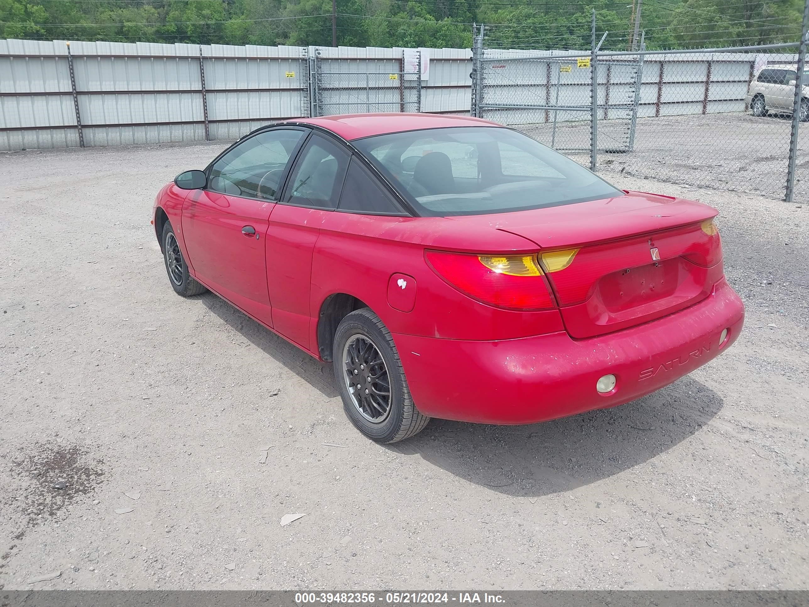 Photo 2 VIN: 1G8ZN12831Z339926 - SATURN SC 