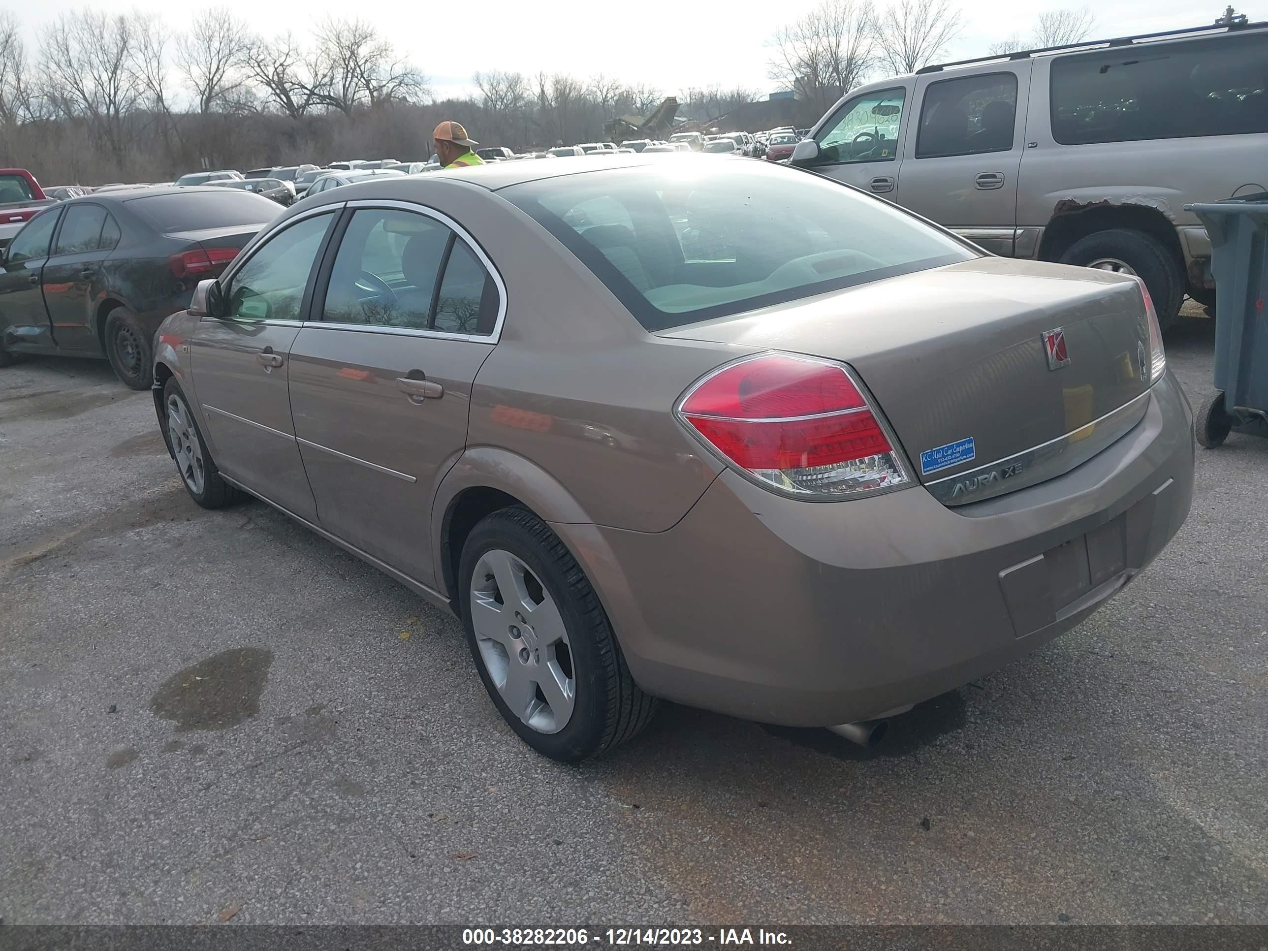 Photo 2 VIN: 1G8ZS57N17F172913 - SATURN AURA 