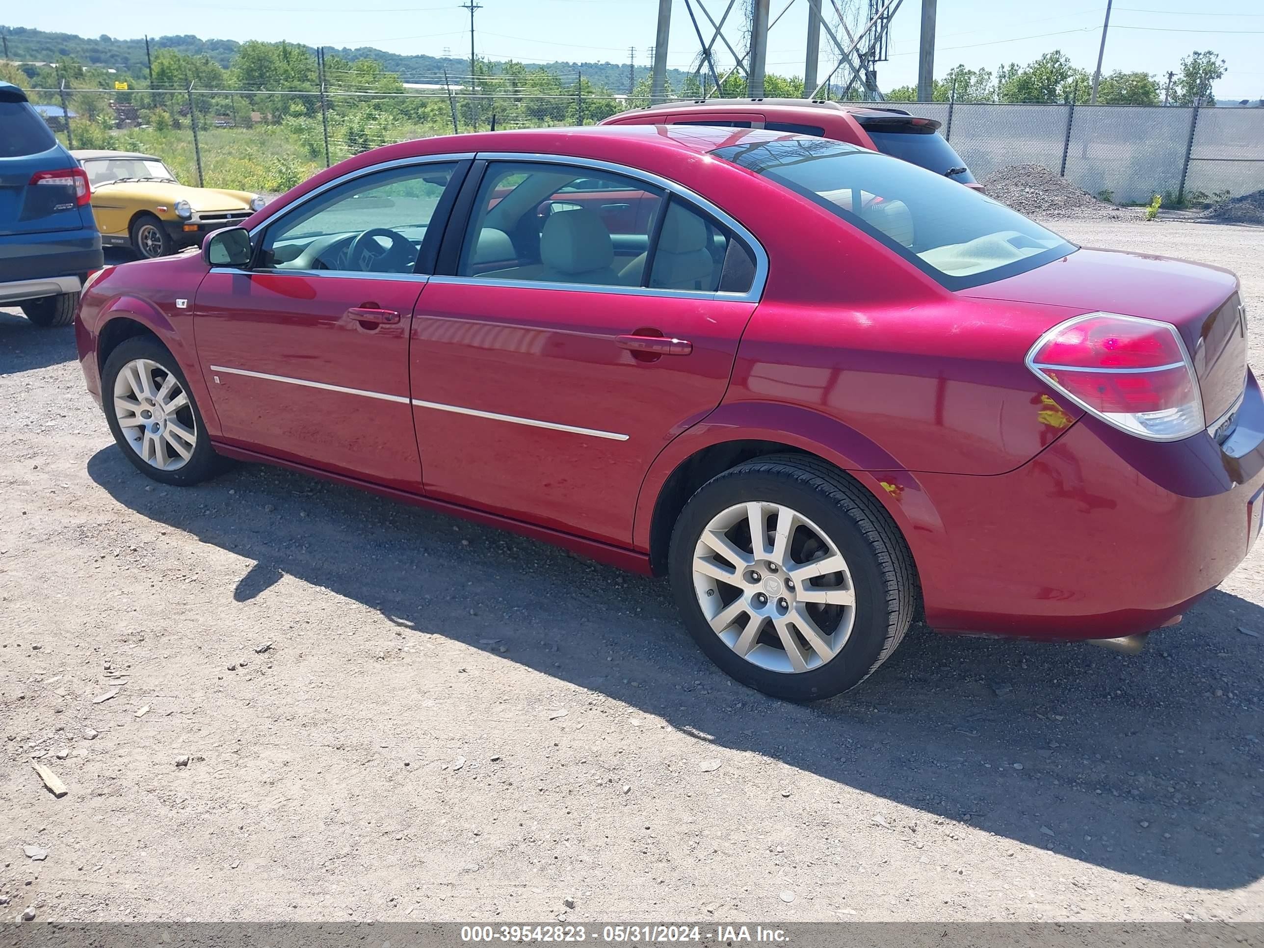 Photo 2 VIN: 1G8ZS57N17F186780 - SATURN AURA XE 