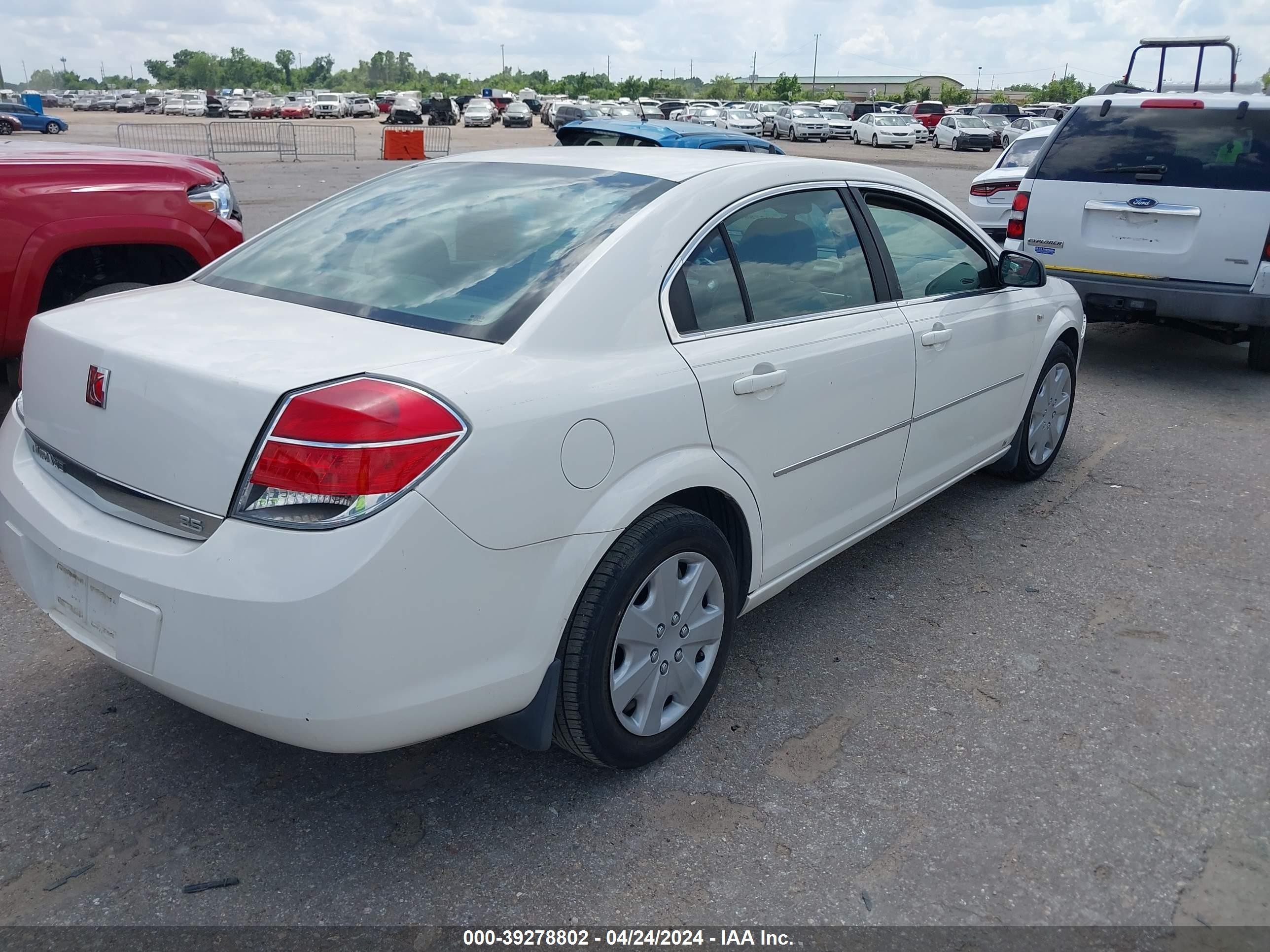 Photo 3 VIN: 1G8ZS57N88F128280 - SATURN AURA 