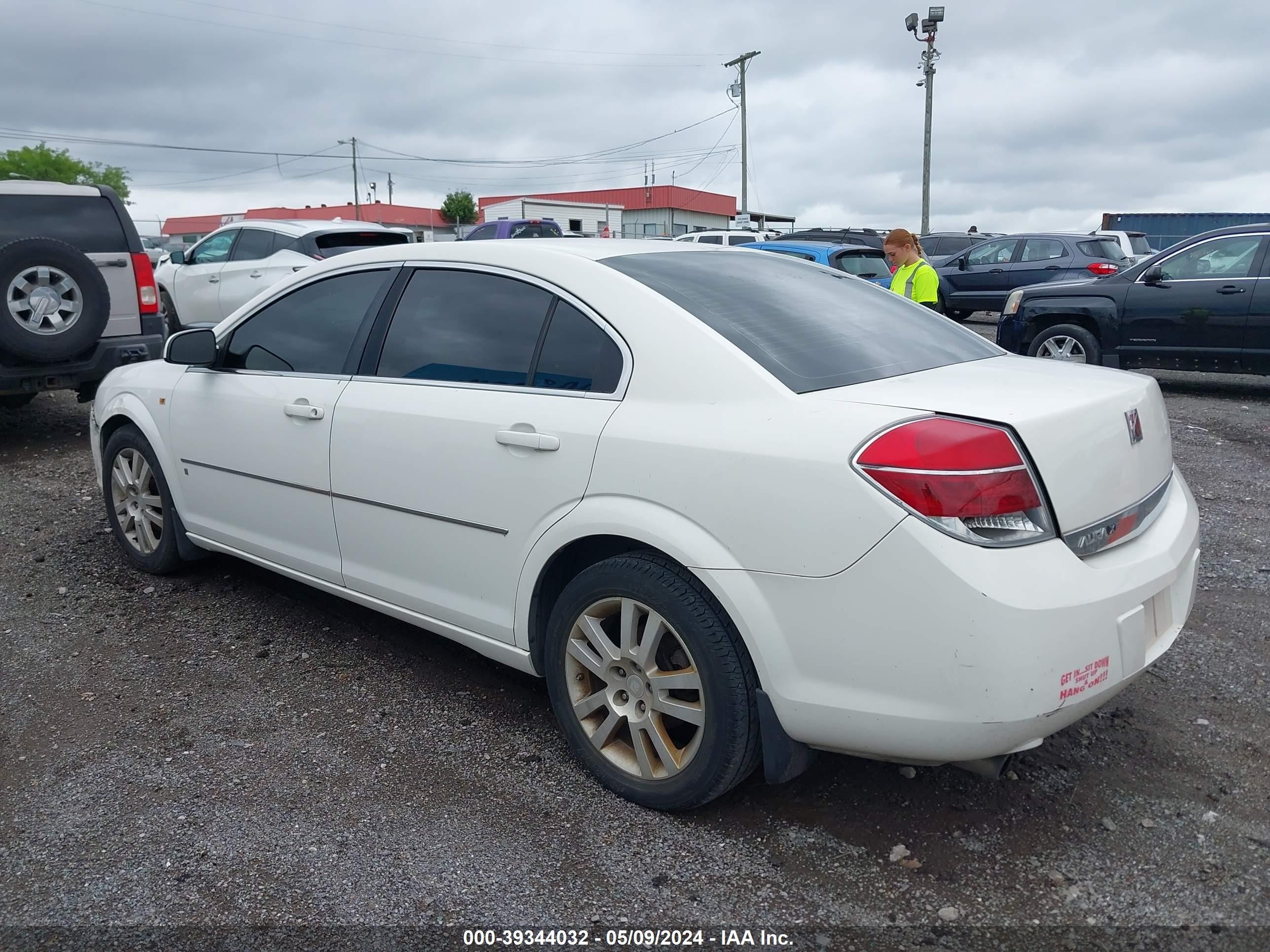 Photo 2 VIN: 1G8ZS57NX7F143958 - SATURN AURA 