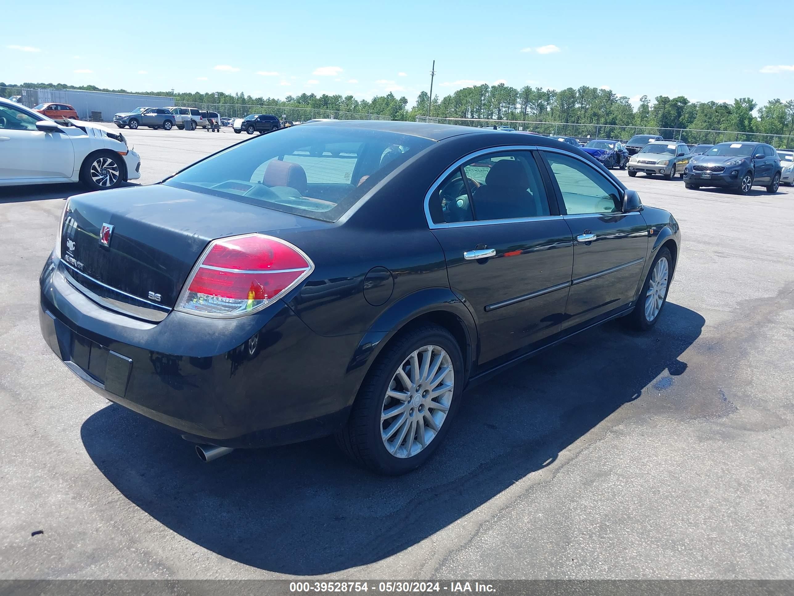 Photo 3 VIN: 1G8ZX57769F136186 - SATURN AURA 