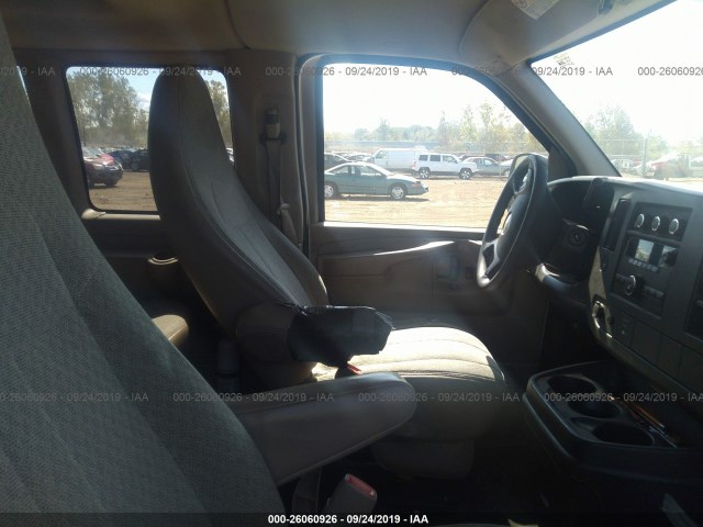 Photo 4 VIN: 1GA2G1DG0A1107751 - CHEVROLET EXPRESS PASSENGER 